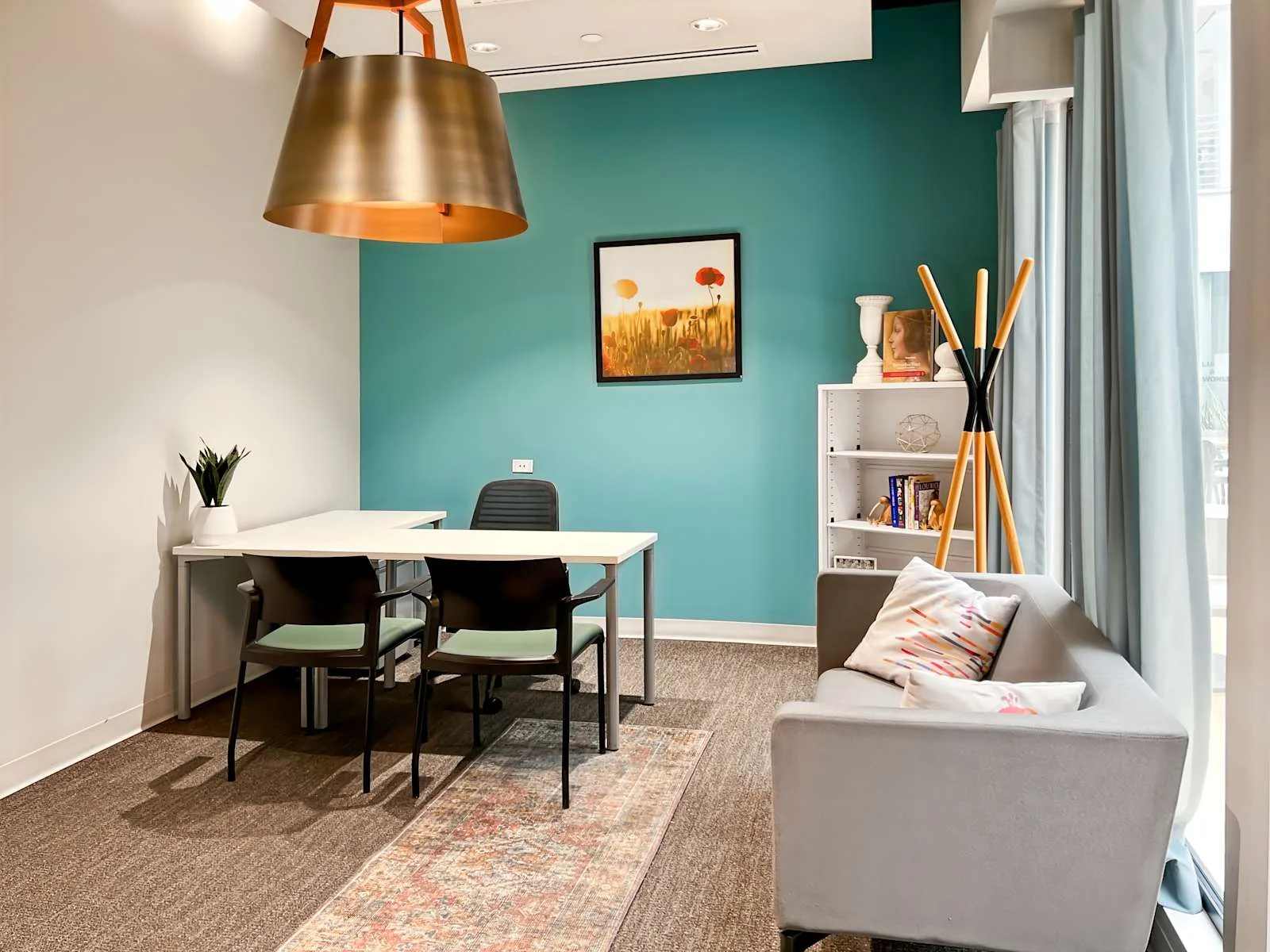 Spaces CA, Los Angeles - Spaces Santa Monica, Private office, 1 desk, Santa Monica, CA