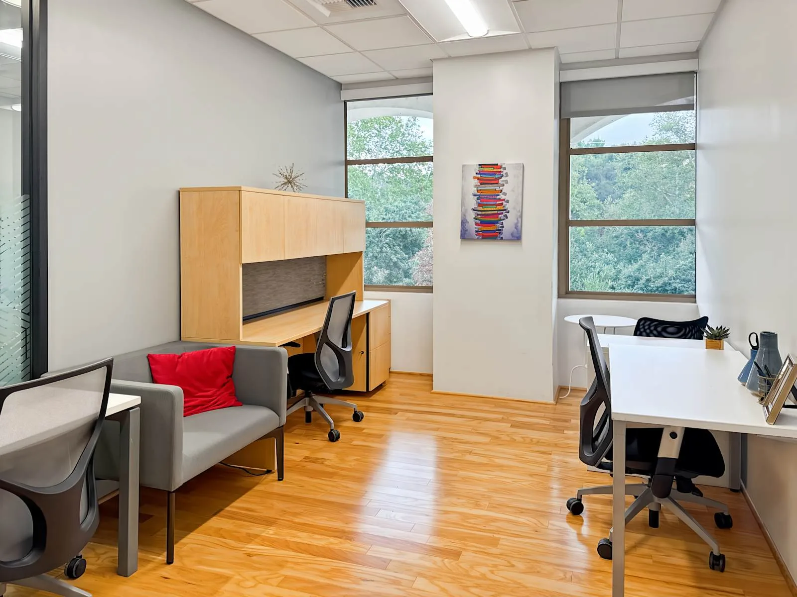 Spaces CA, Calabasas - Spaces Park Calabasas, Private office, 4 desks, Calabasas, CA