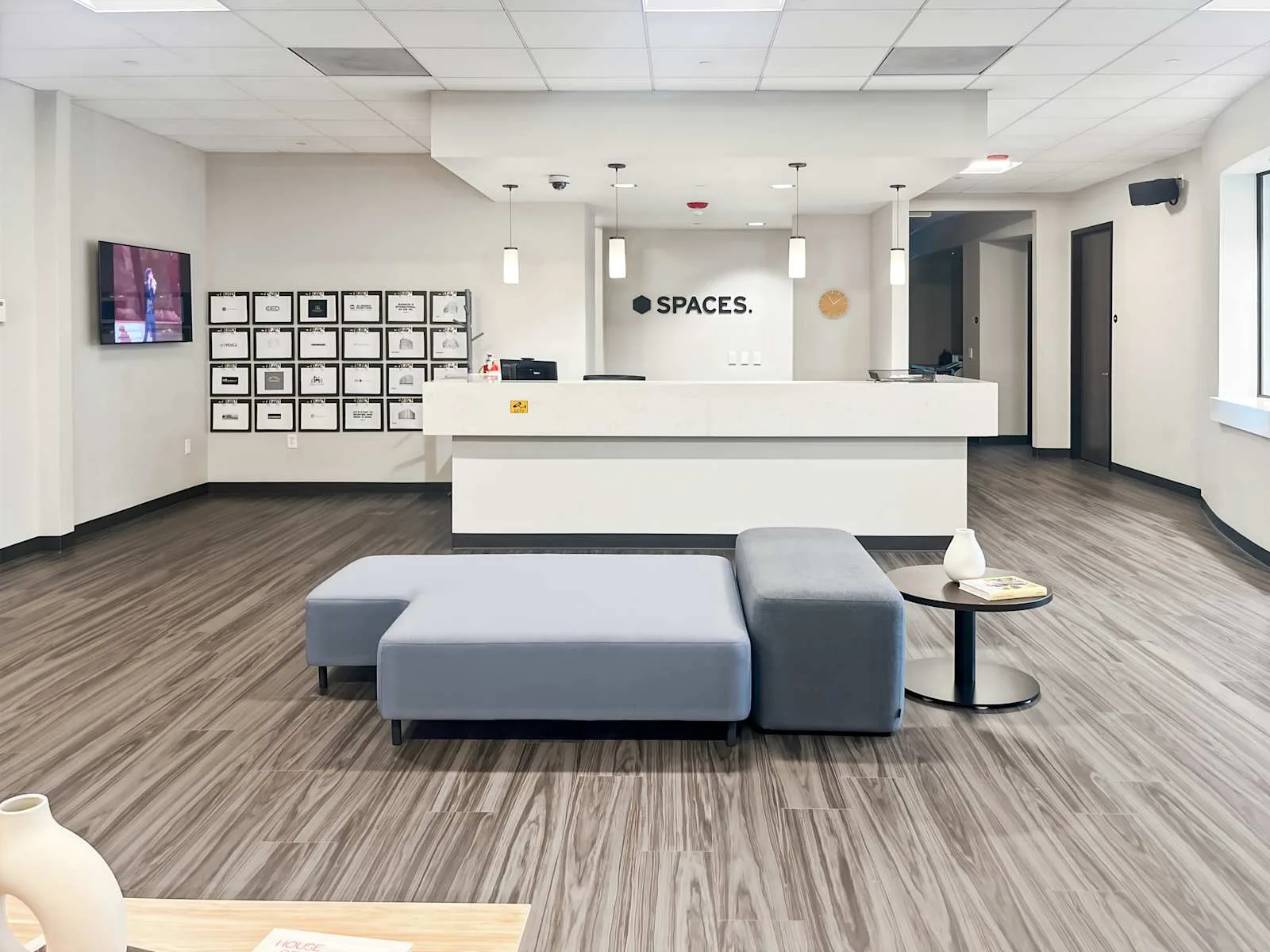 Spaces CA, Fresno - E River Park Circle, Reception, Fresno, CA