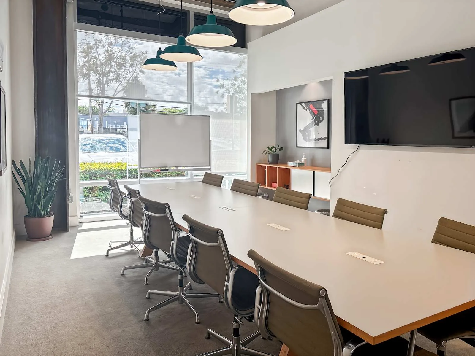 Spaces CA, Menlo Park-Spaces Menlo Park, Meeting room for 12 people, Menlo Park, CA