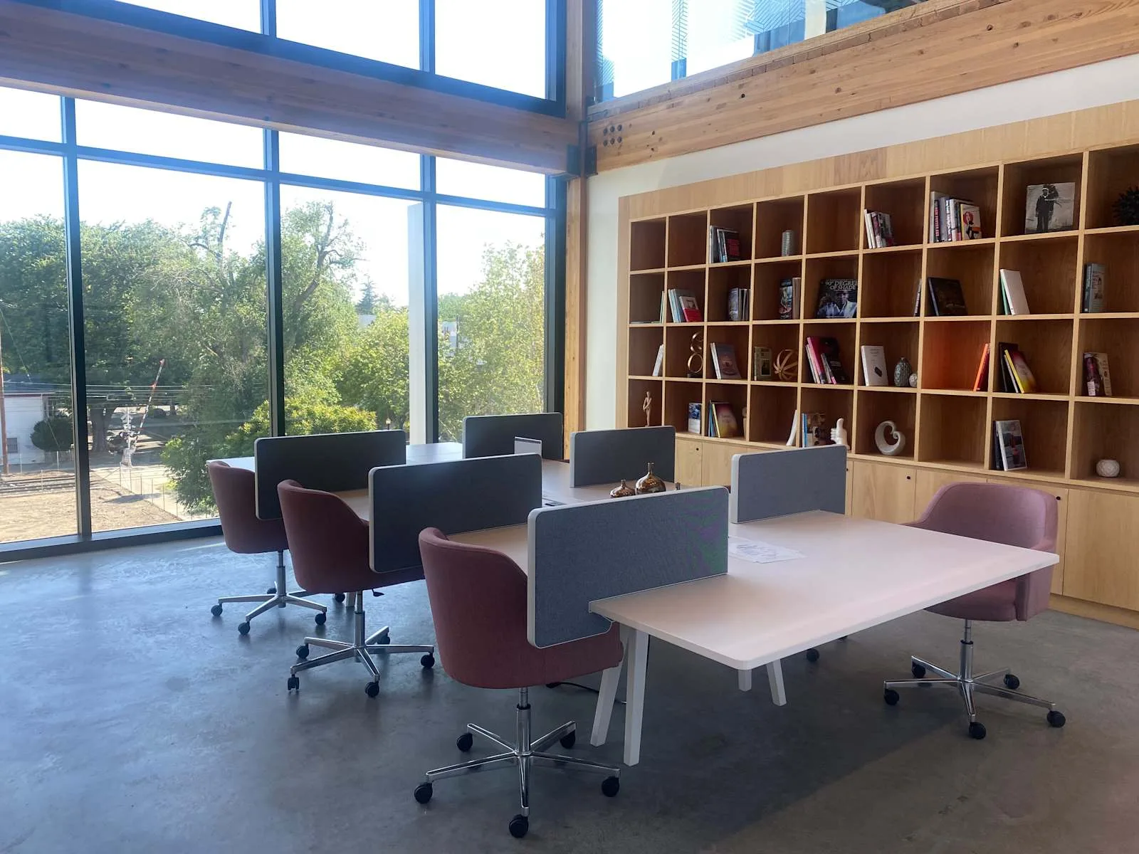 Spaces CA, Sacramento - Spaces R Street, Open-plan office, Sacramento, CA