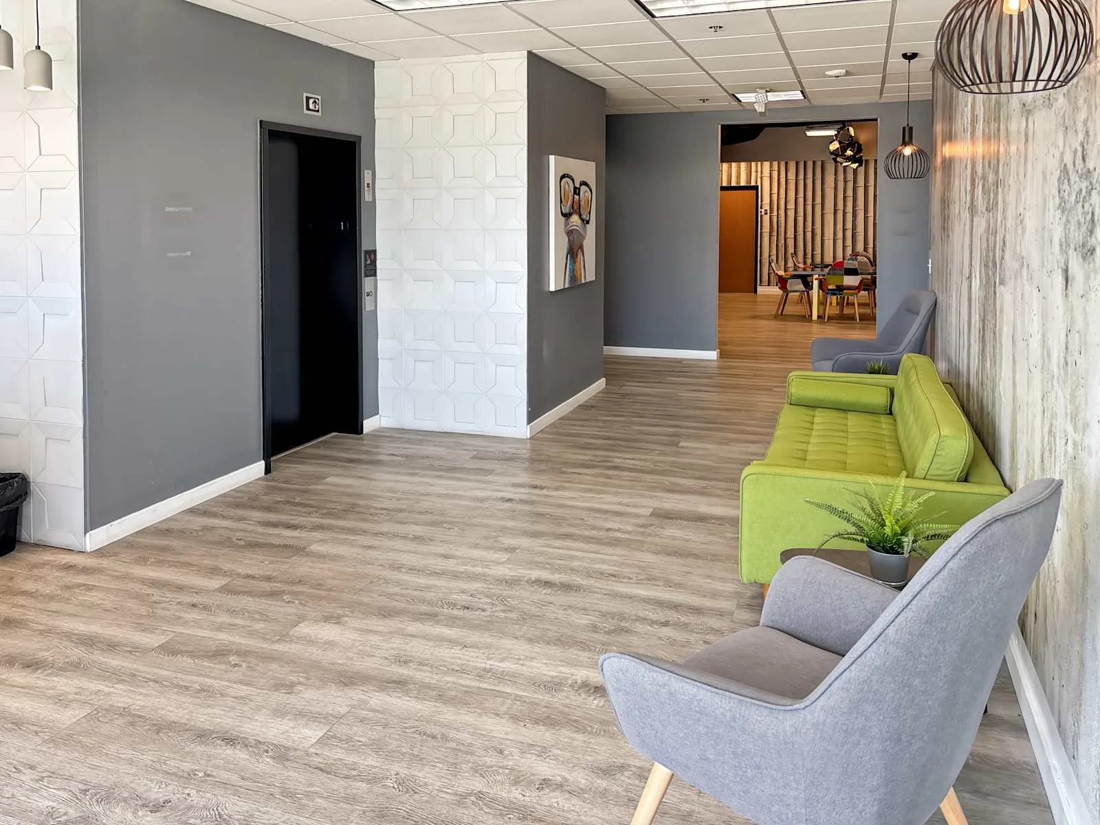 Spaces CA, Ventura - Eastman Ave, Lounge, Ventura, CA