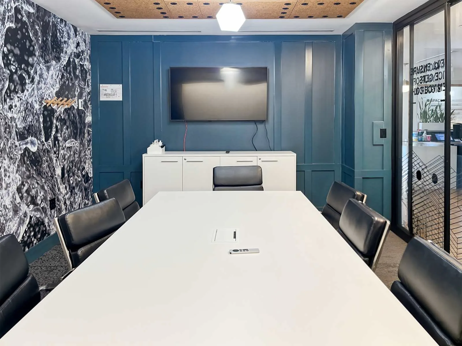 Spaces IL, Chicago - 332 S Michigan Avenue, Meeting room for 7 people, Chicago, IL