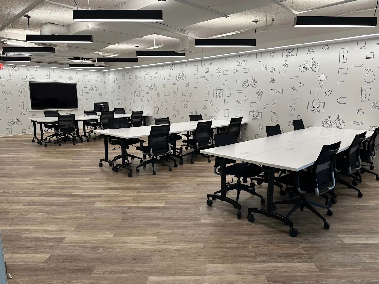 Spaces DC, Washington - 1015 15th Street, Training room for 24 people, Washington, DC