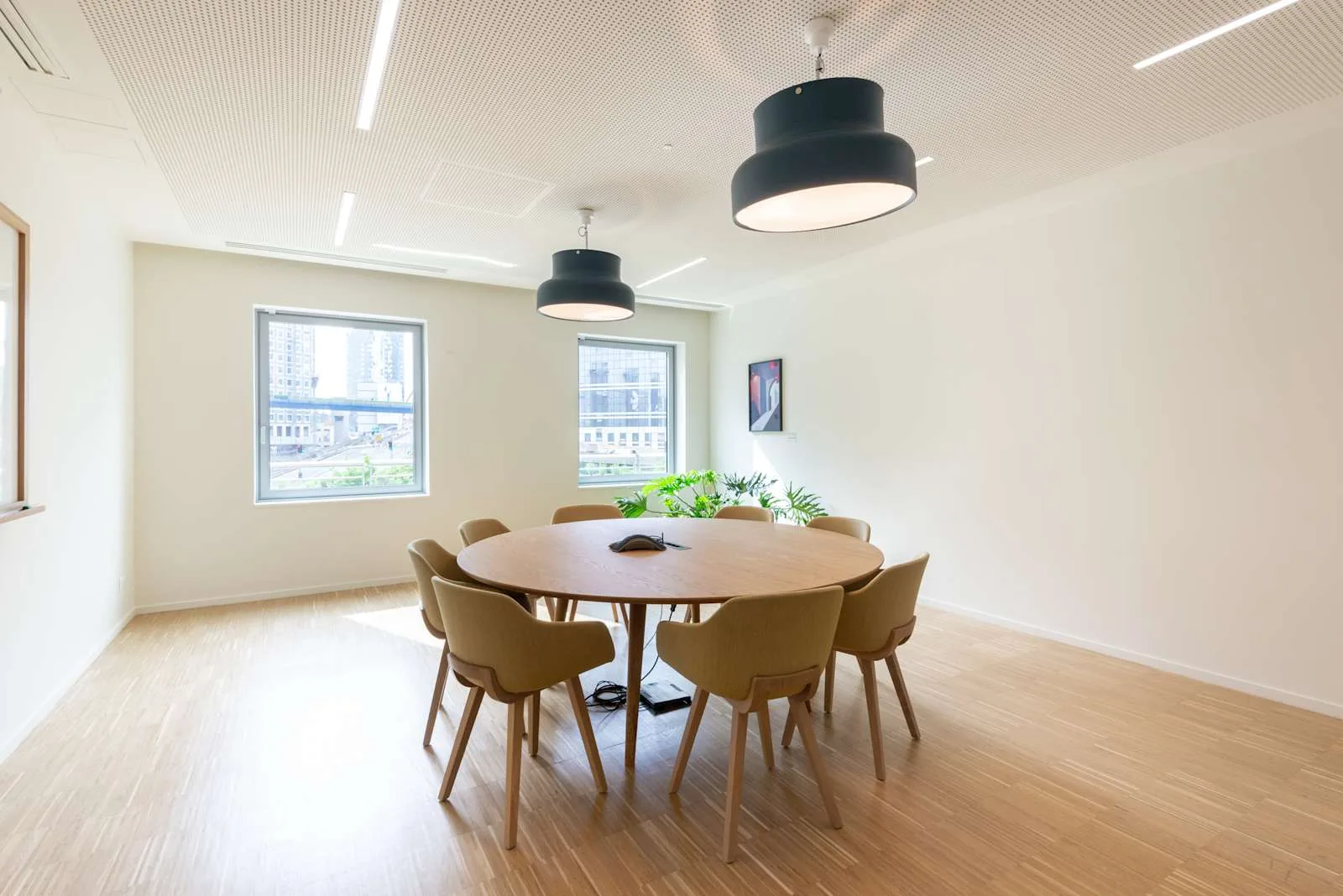 Spaces LA DEFENSE, Cours Valmy, Besprechungsraum für 8 Personen, Puteaux