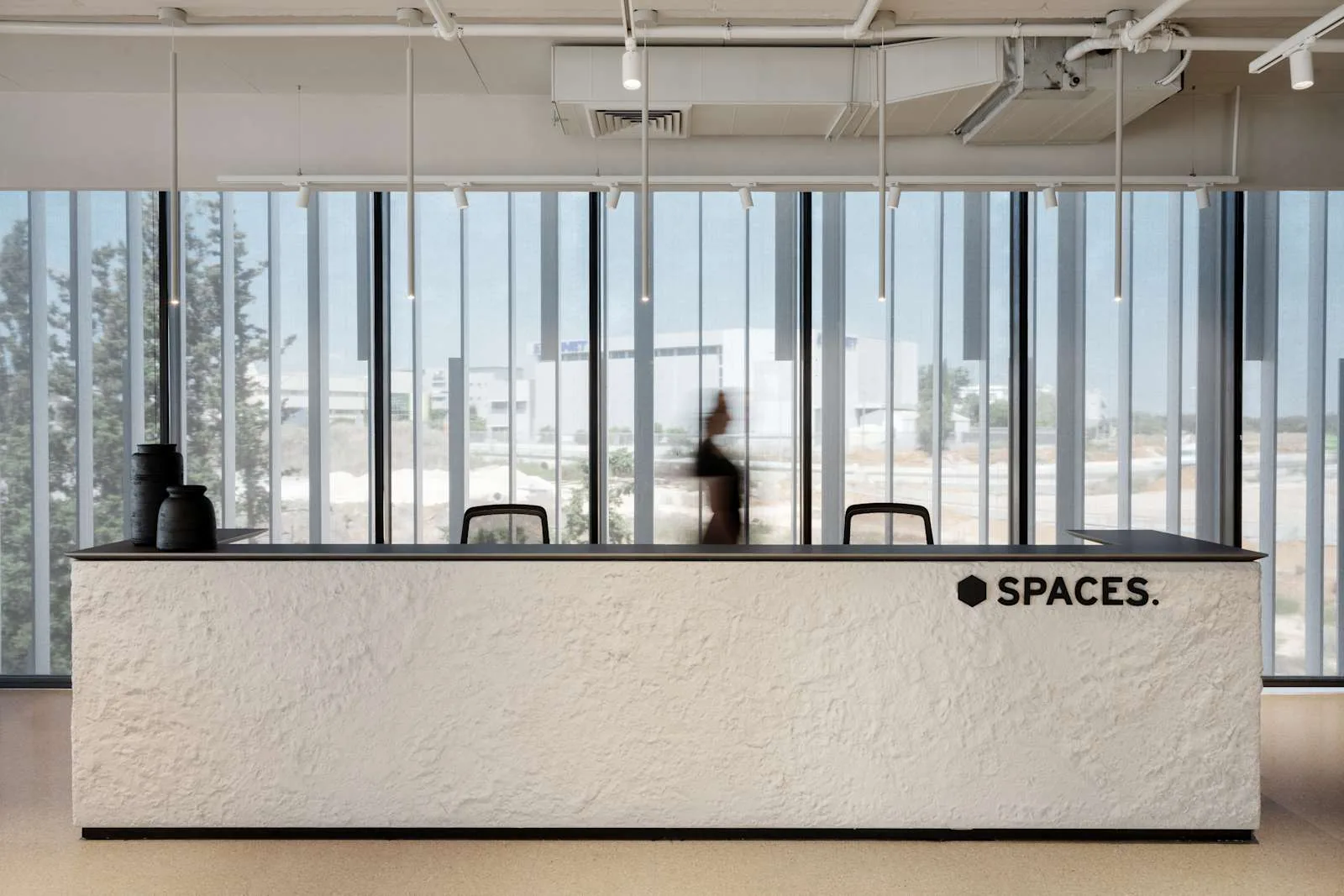 Spaces Even Yehuda, Reception, Even Yehuda