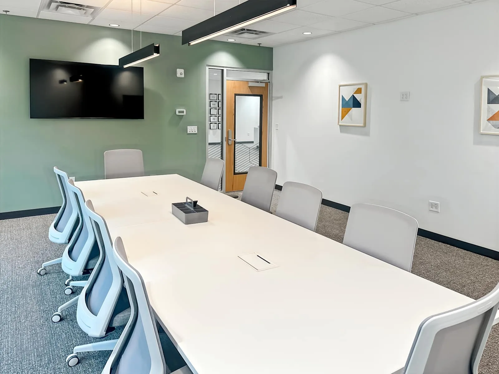 Spaces FL, Winter Park - N Orlando Ave, Meeting room for 10 people, Winter Park, FL