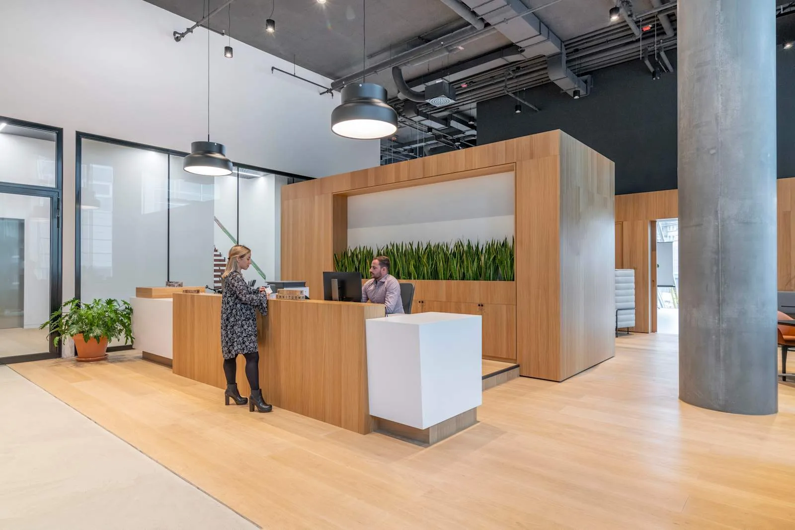 Spaces FRANKFURT, Spaces Omniturm, Reception, Frankfurt am Main