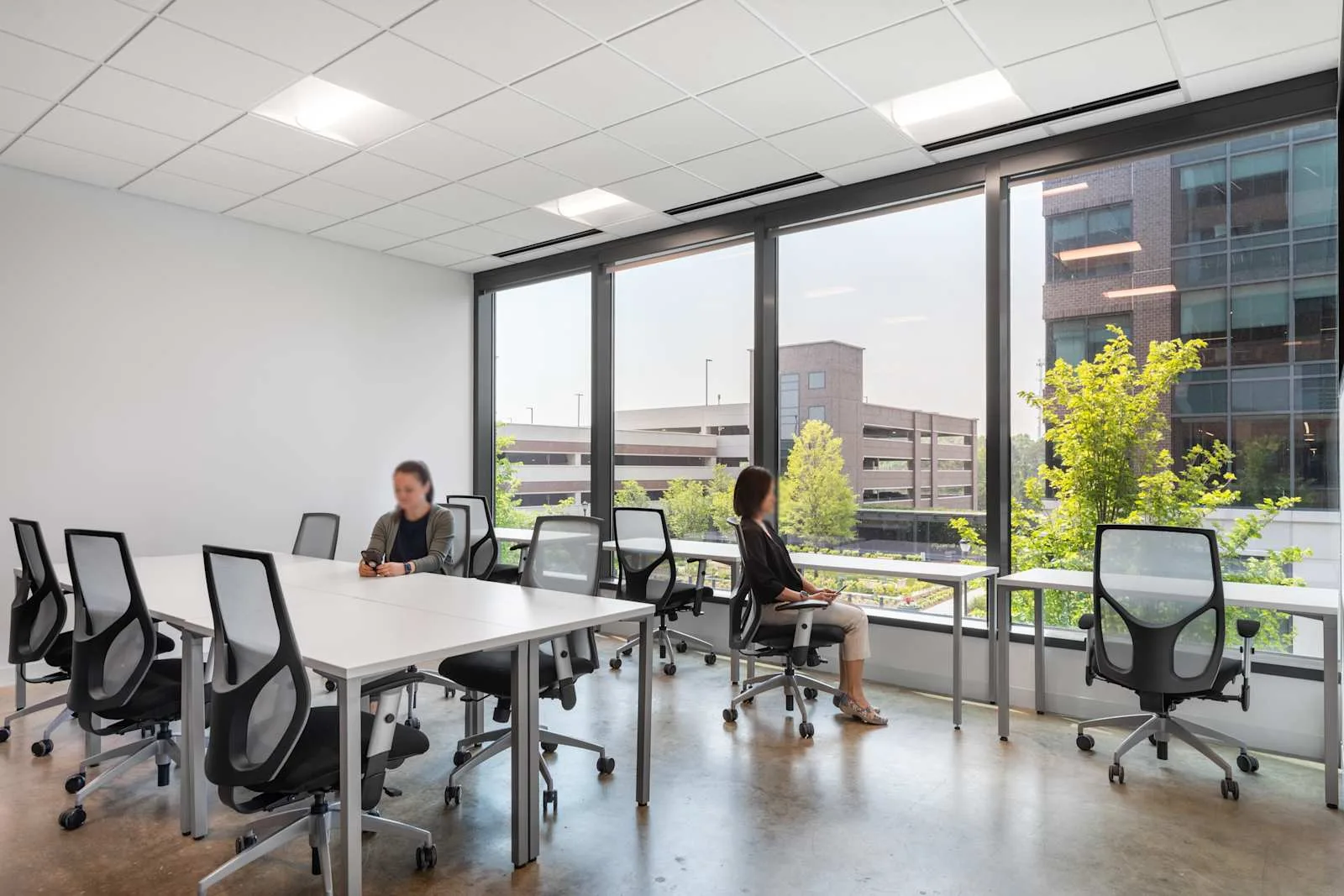 Spaces GA, Alpharetta - Spaces Avalon, Open-plan office, Alpharetta, GA