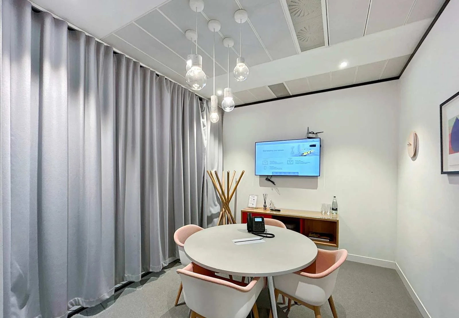 Spaces GLASGOW, Spaces, West George Street, Meeting room for 4 people, Glasgow