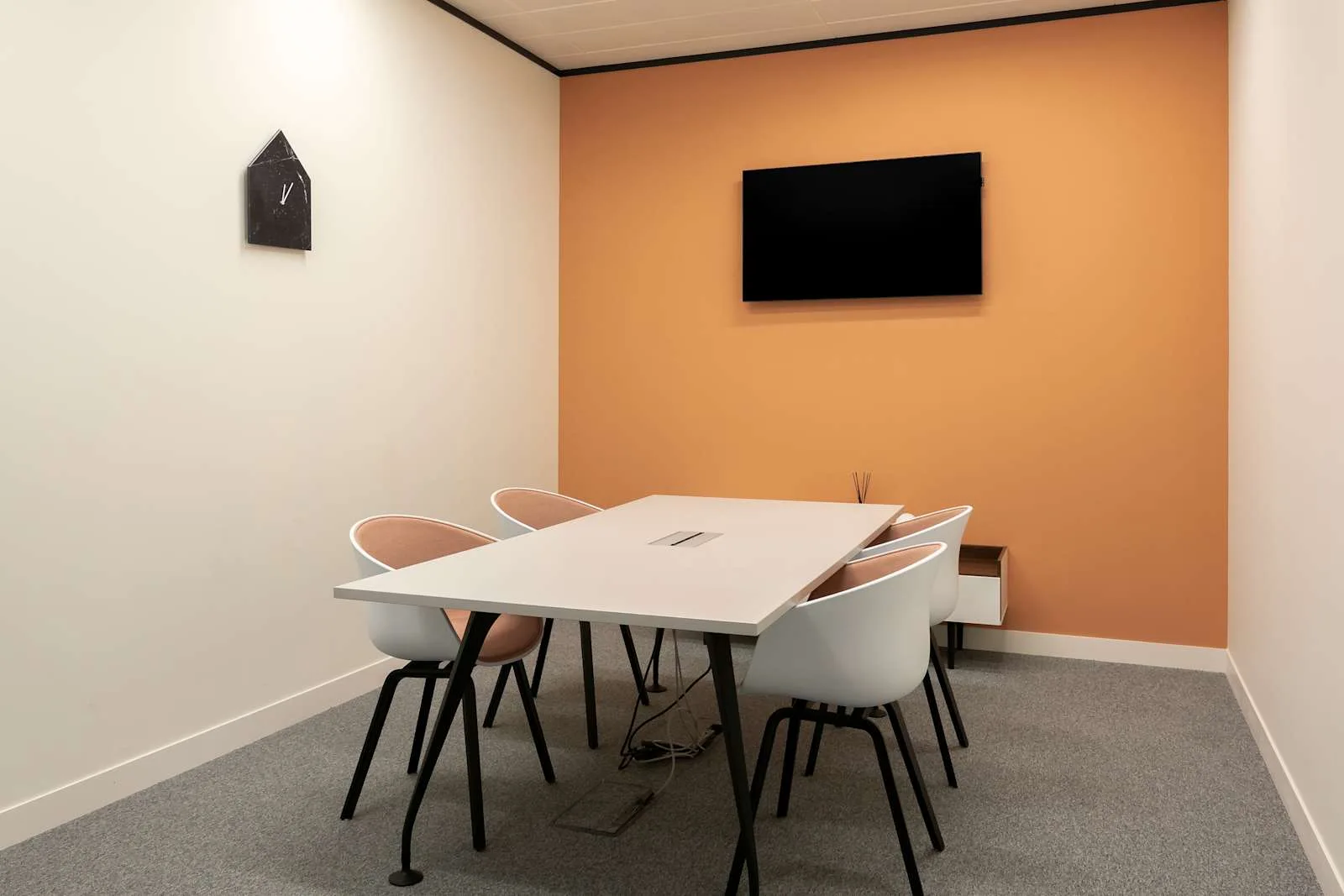 Spaces GLASGOW, Spaces, West Regent Street, Meeting room for 6 people, Glasgow