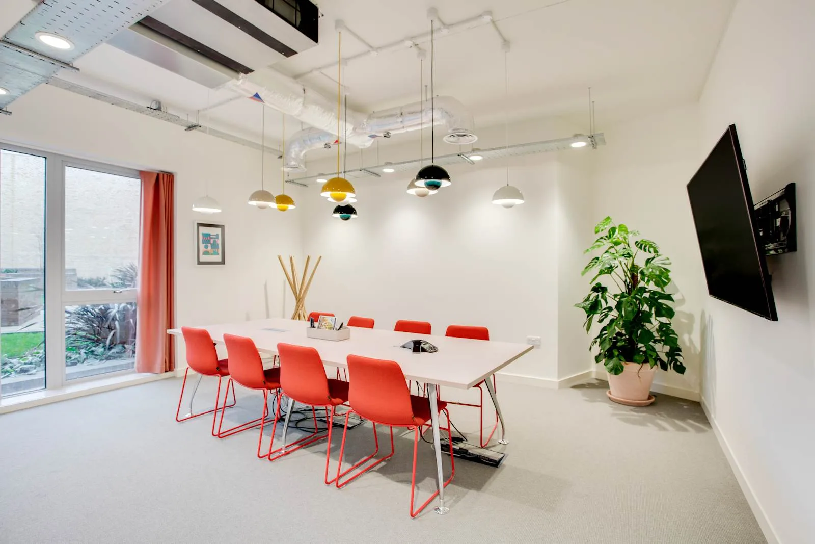 Spaces GUILDFORD, Station View, Meeting room for 8 people, Guildford
