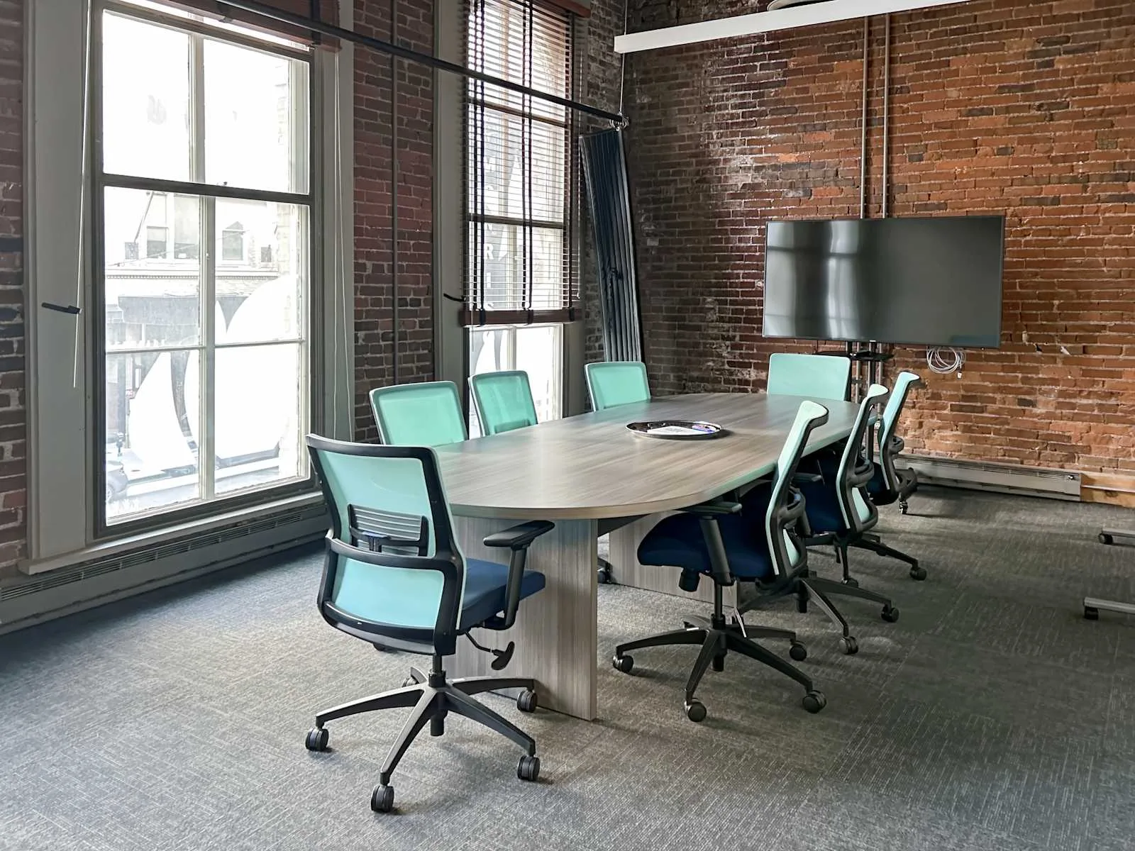 Spaces IN, Indianapolis - S Meridian St, Meeting room for 8 people, Indianapolis, IN