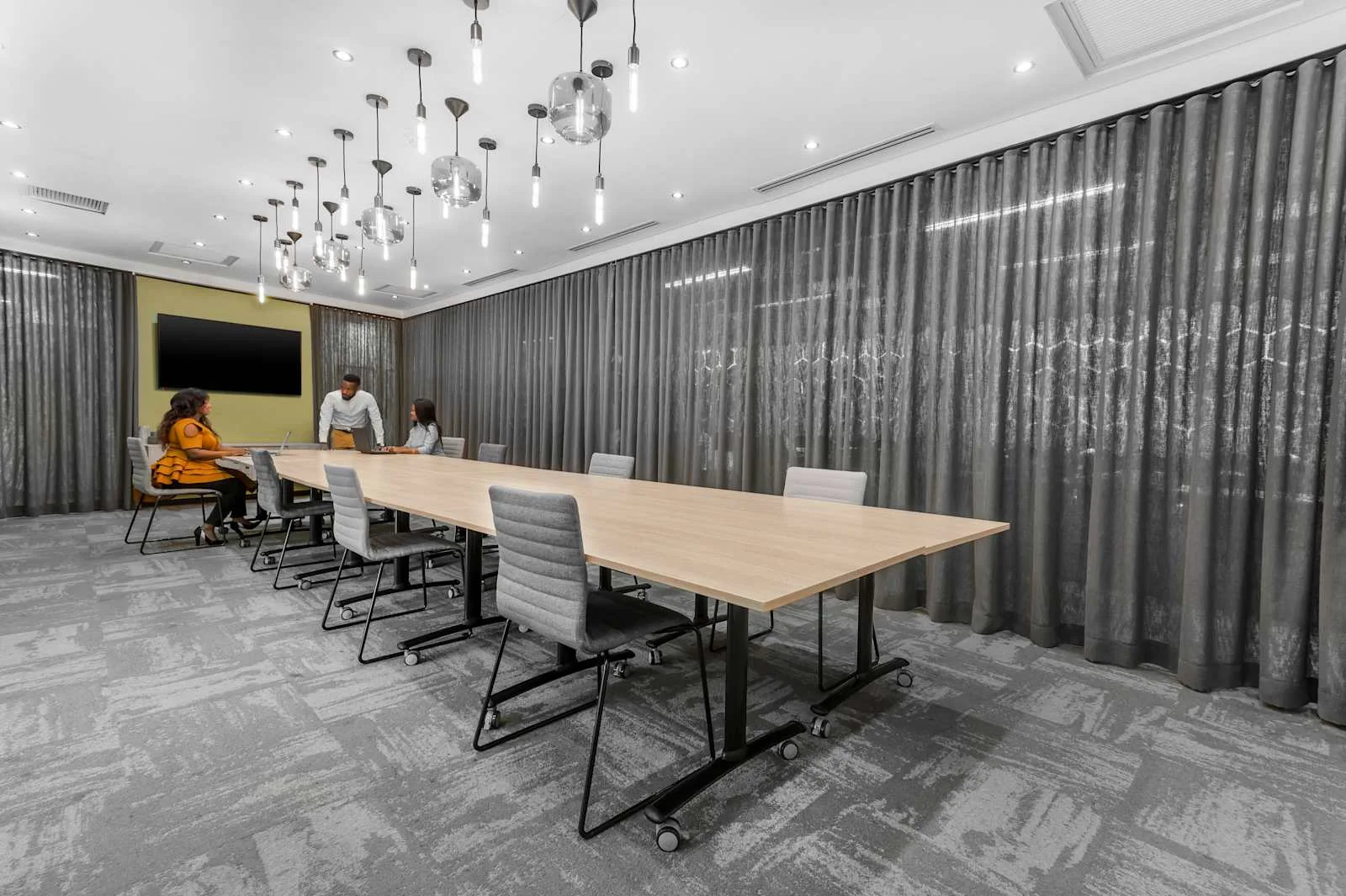 Spaces JOHANNESBURG, SPACES Waterfall, Midrand, Meeting room for 12 people, Midrand