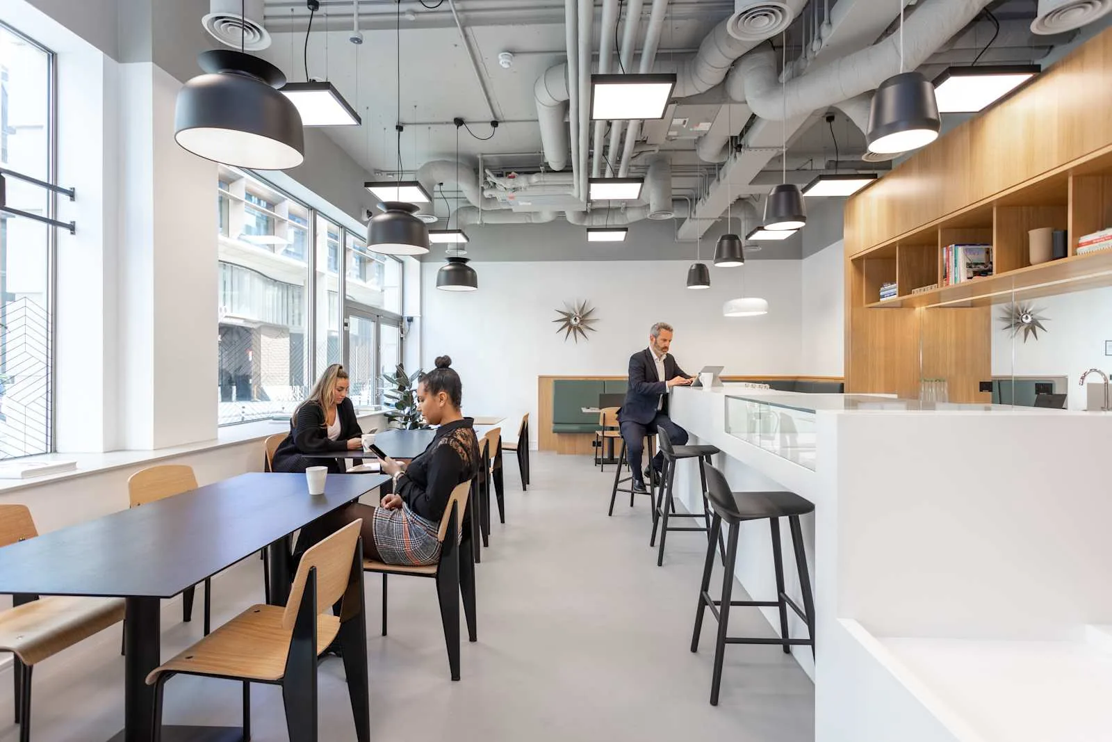 Spaces London, Spaces Bank Cannon Street, Cafeteria, London