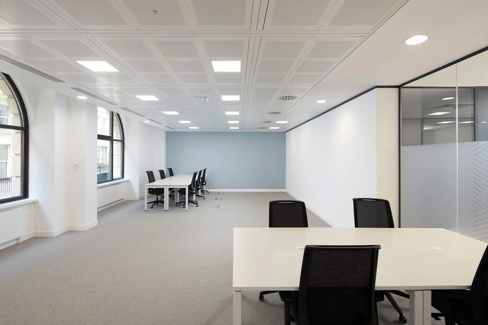 Spaces LONDON, LIVERPOOL STREET STATION, Open-plan office, London