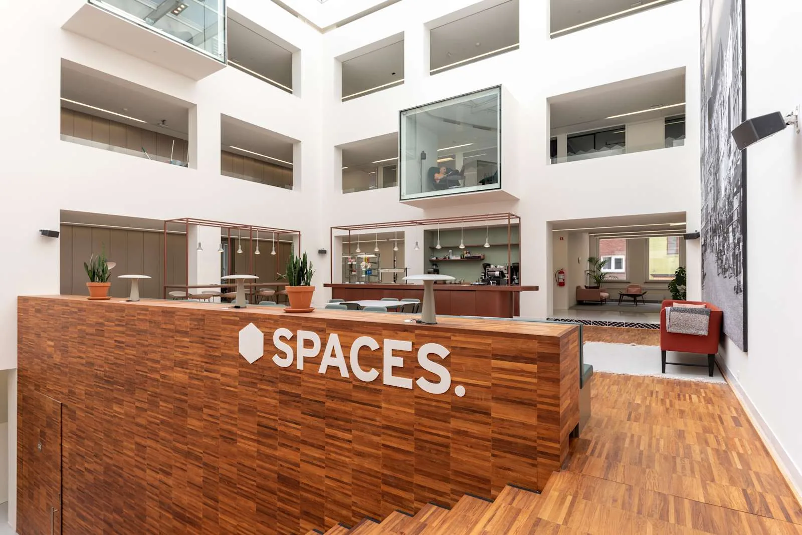 Spaces MECHELEN, Spaces Mercier Square, Espace commun, Malines