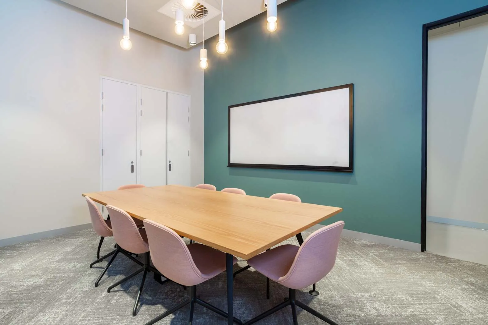 Spaces MELBOURNE, Spaces Two MQ, Meeting room for 8 people, Docklands, VIC