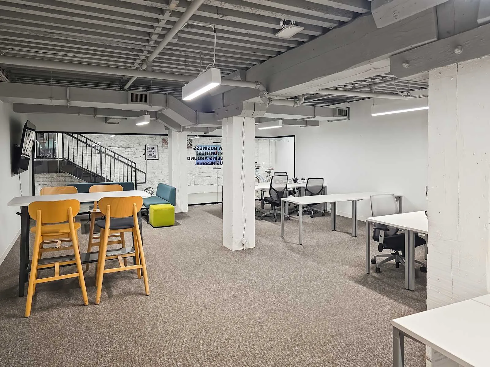 Spaces MN, Minneapolis - Spaces North Loop, Open-plan office, Minneapolis, MN