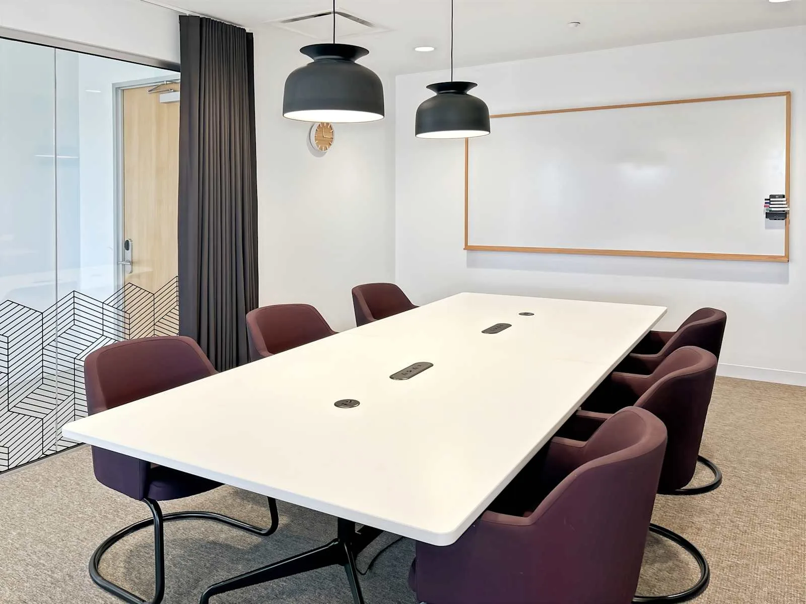 Spaces NC, Durham - Spaces Mangum Street, Meeting room for 6 people, Durham, NC