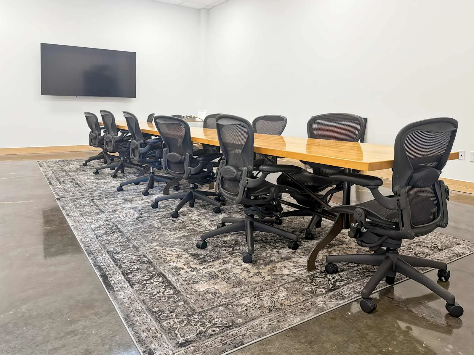 Spaces NC, Mooresville - SPACES Merino Mill, Meeting room for 12 people, Mooresville, NC