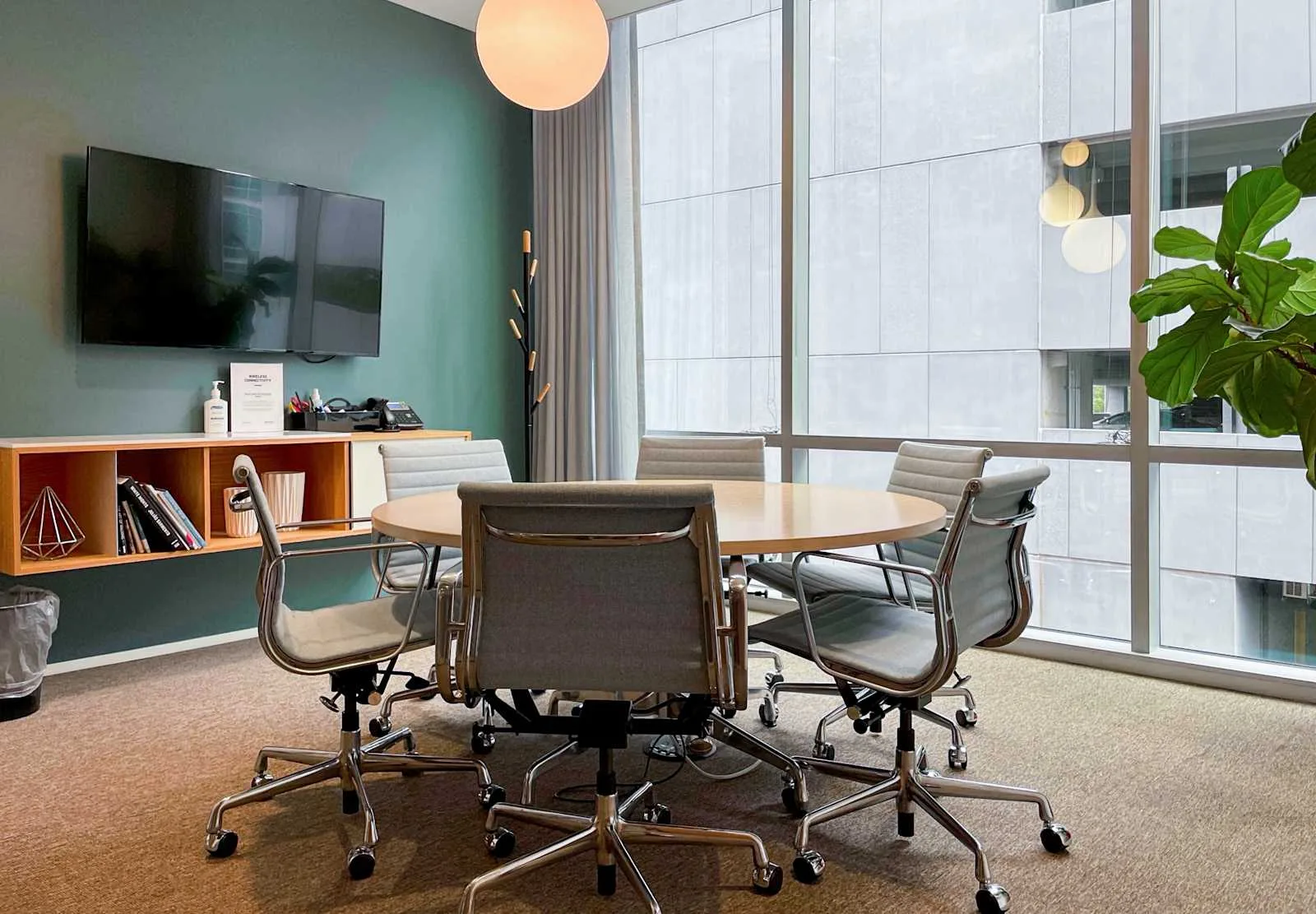 Spaces NC, Raleigh - Spaces Crabtree Terrace, Meeting room for 6 people, Raleigh, NC