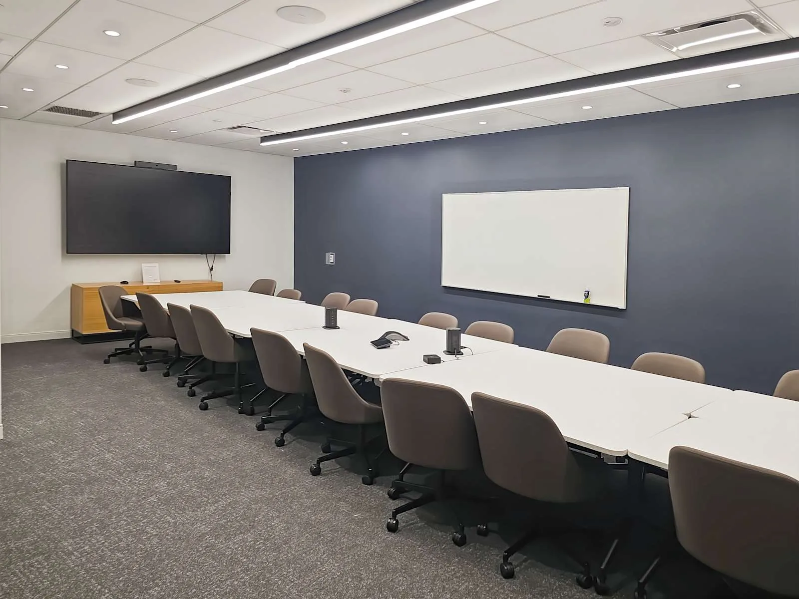 Spaces NY, Brooklyn - 115 Myrtle Avenue, Meeting room for 18 people, Brooklyn, NY