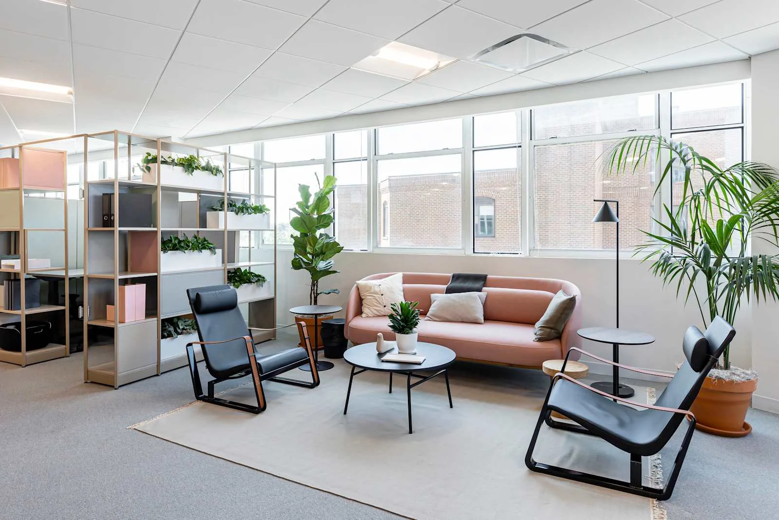 Spaces OH, Cleveland – Spaces Warehouse District, Lounge, Cleveland, OH