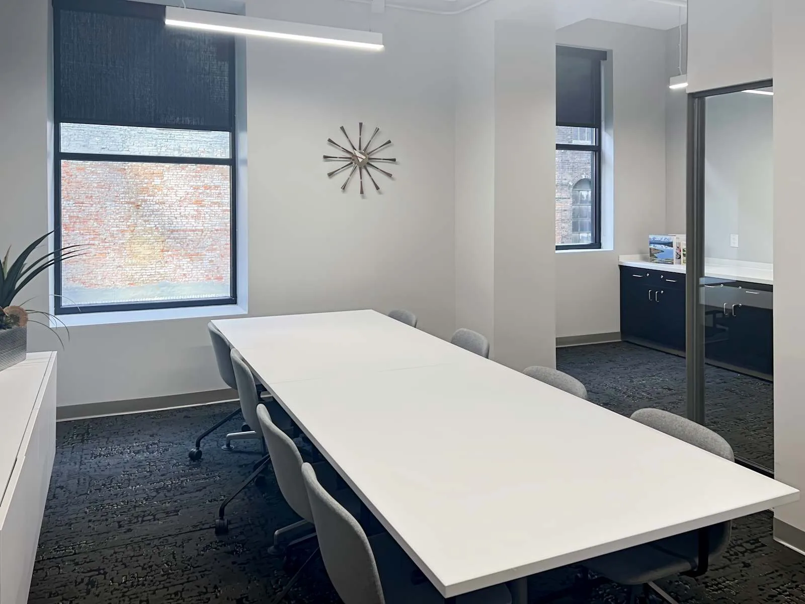 Spaces OH, Columbus - Broad St, Meeting room for 8 people, Columbus, OH