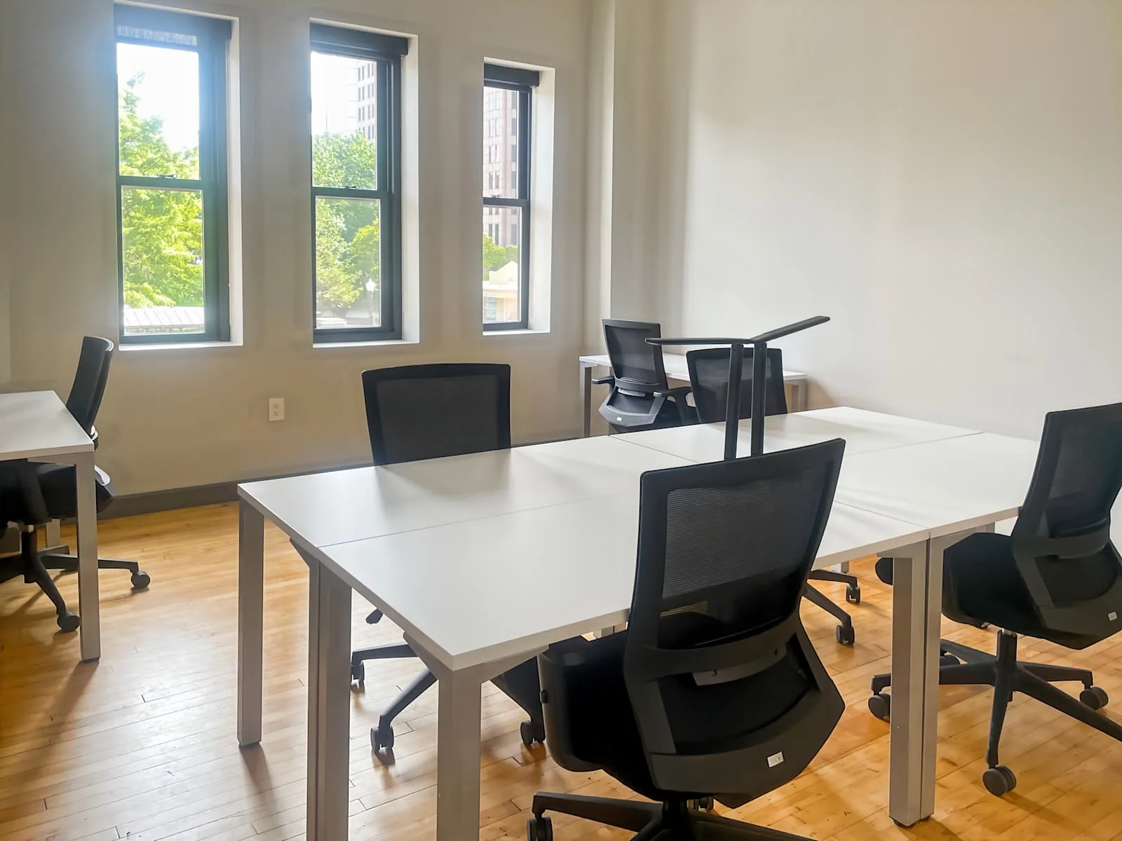 Spaces OH, Columbus - Broad St, Private office, 7 desks, Columbus, OH