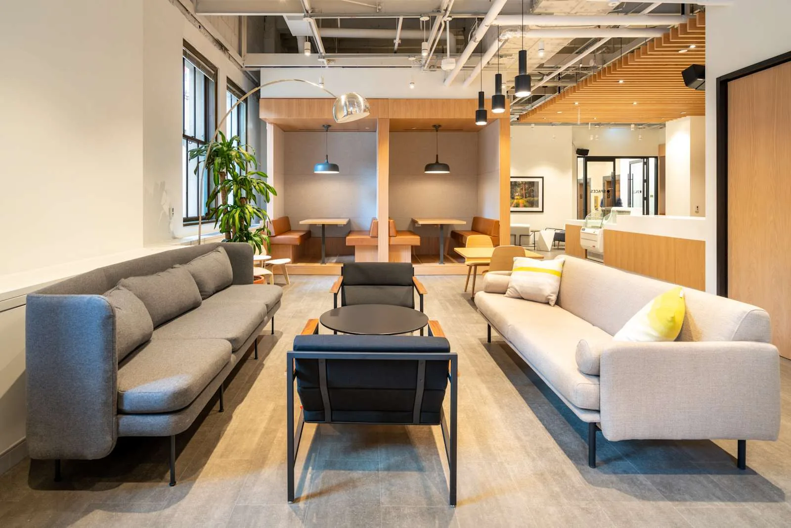 Spaces ON, Toronto – Spaces The Permanent, Lounge, Toronto, ON