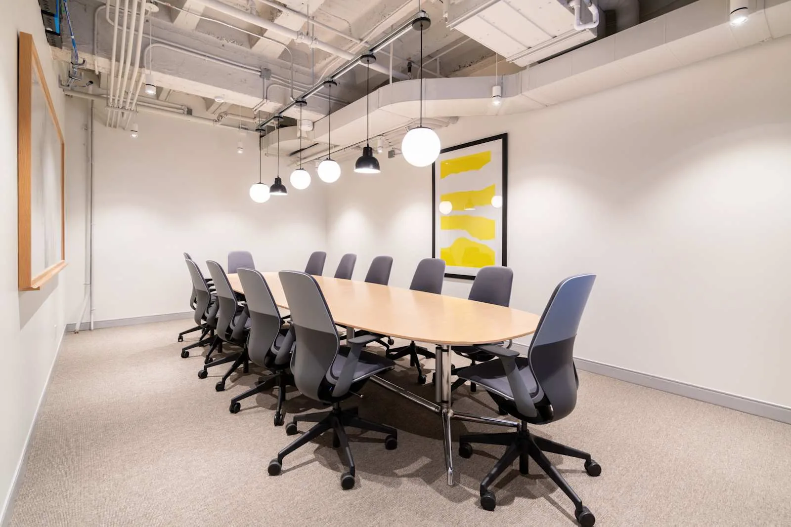 Spaces ON, Toronto – Spaces The Permanent, Meeting room for 12 people, Toronto, ON