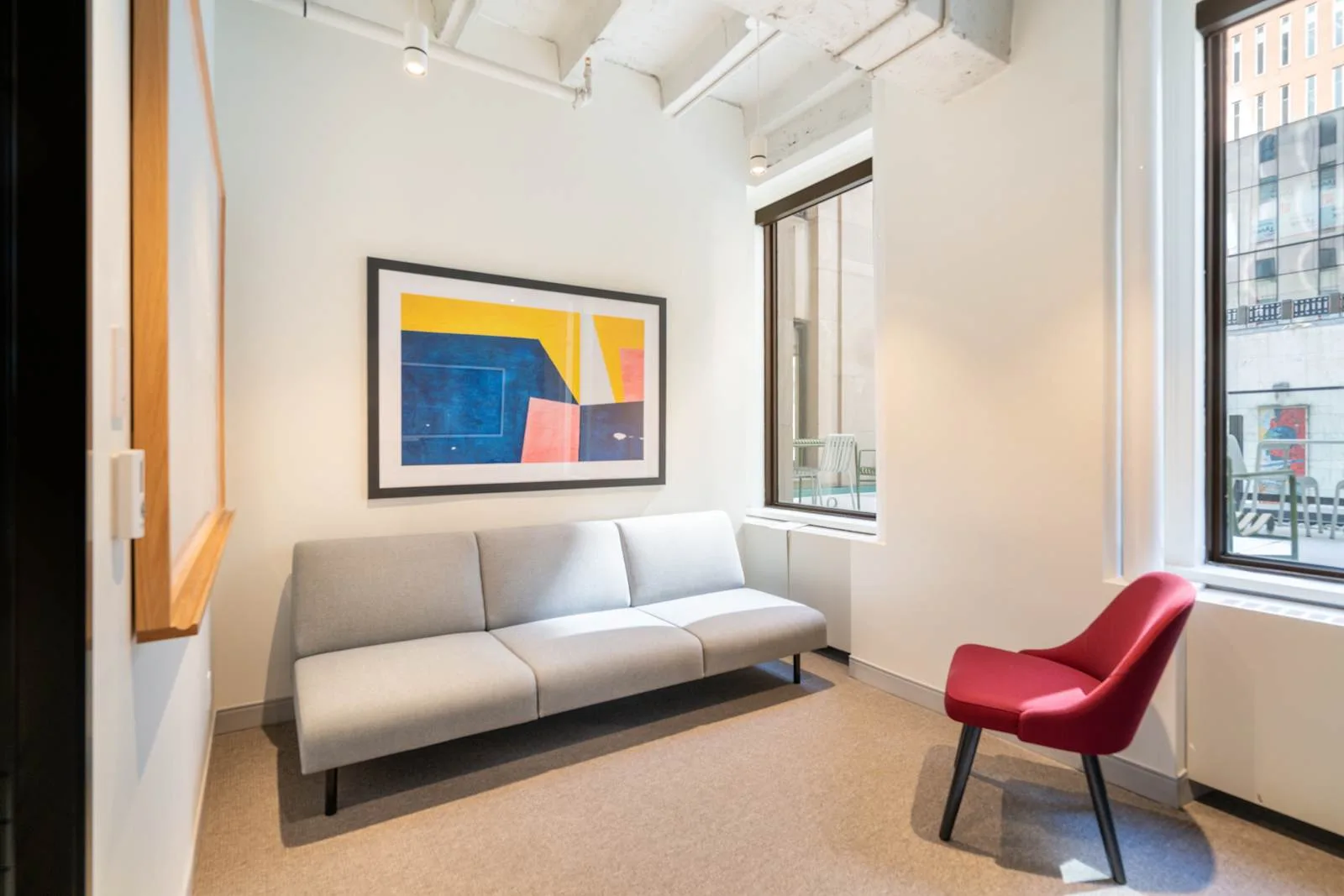 Spaces ON, Toronto – Spaces The Permanent, Lounge, Toronto, ON