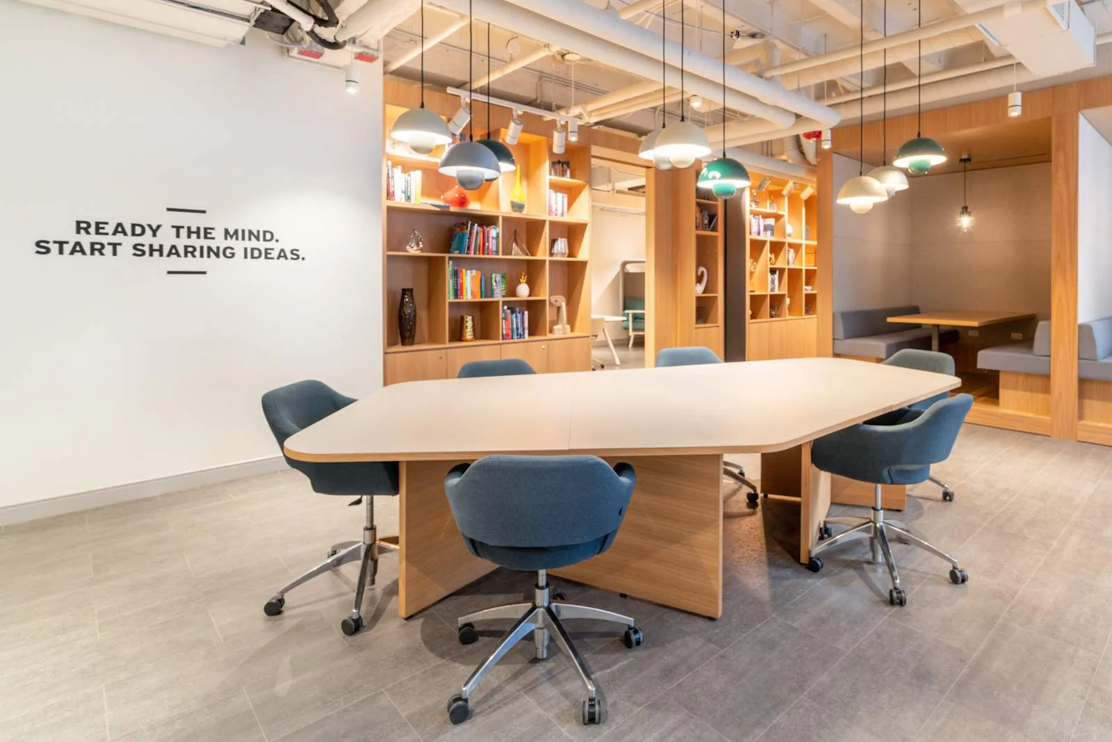 Spaces ON, Toronto – Spaces The Permanent, Meeting room for 7 people, Toronto, ON