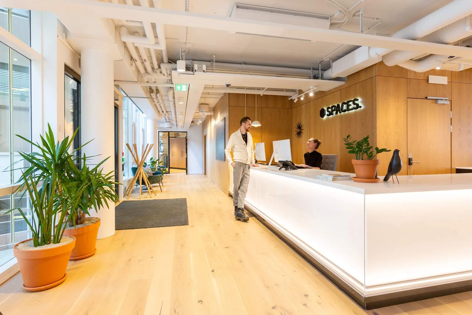 Spaces Oslo, Spaces Aker Brygge, Resepsjon, Oslo