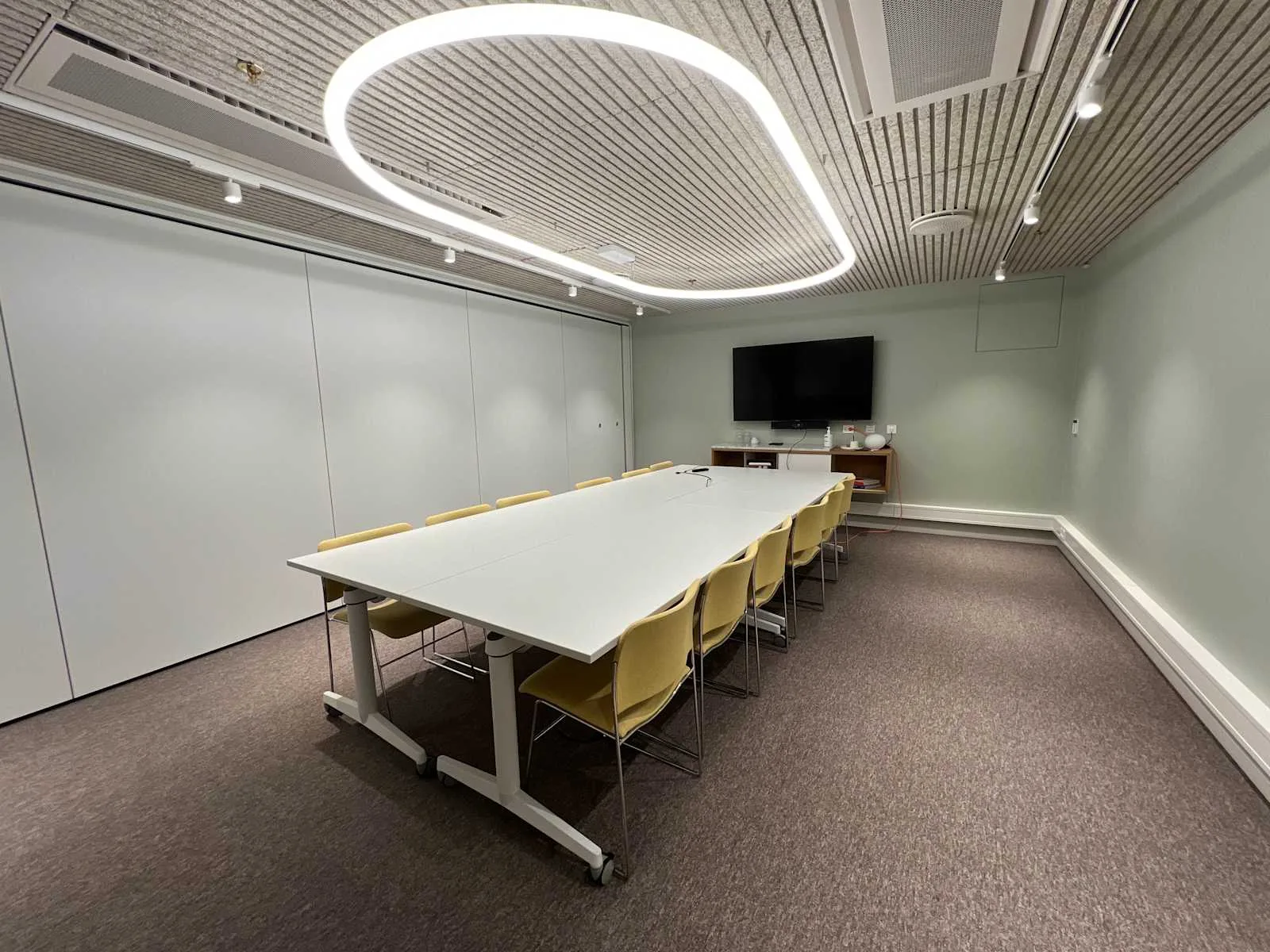 Spaces Oslo, Spaces Stortorvet, Meeting room for 12 people, Oslo