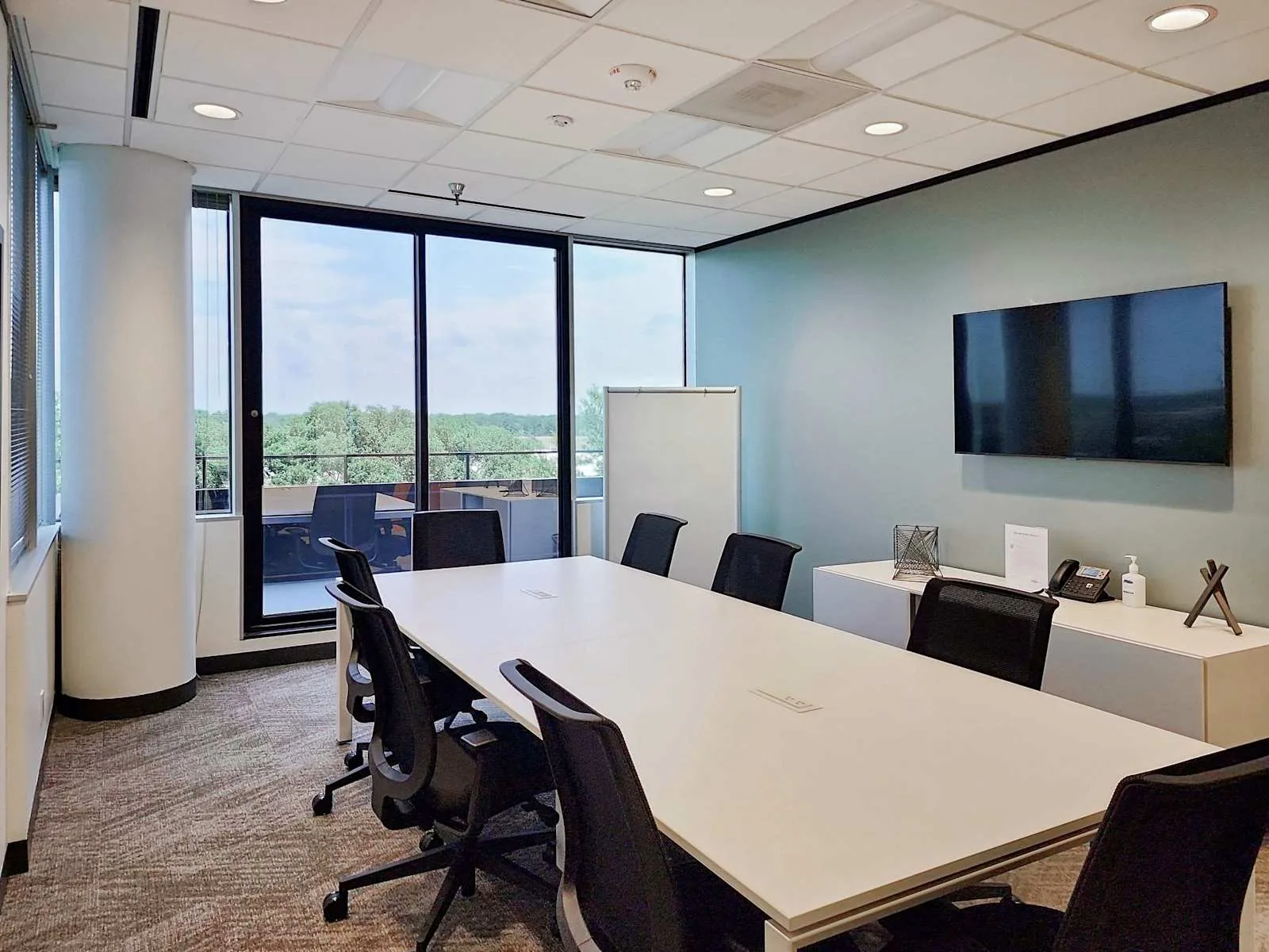 Spaces PA, Philadelphia - 123 S Broad Street, Meeting room for 8 people, Philadelphia, PA