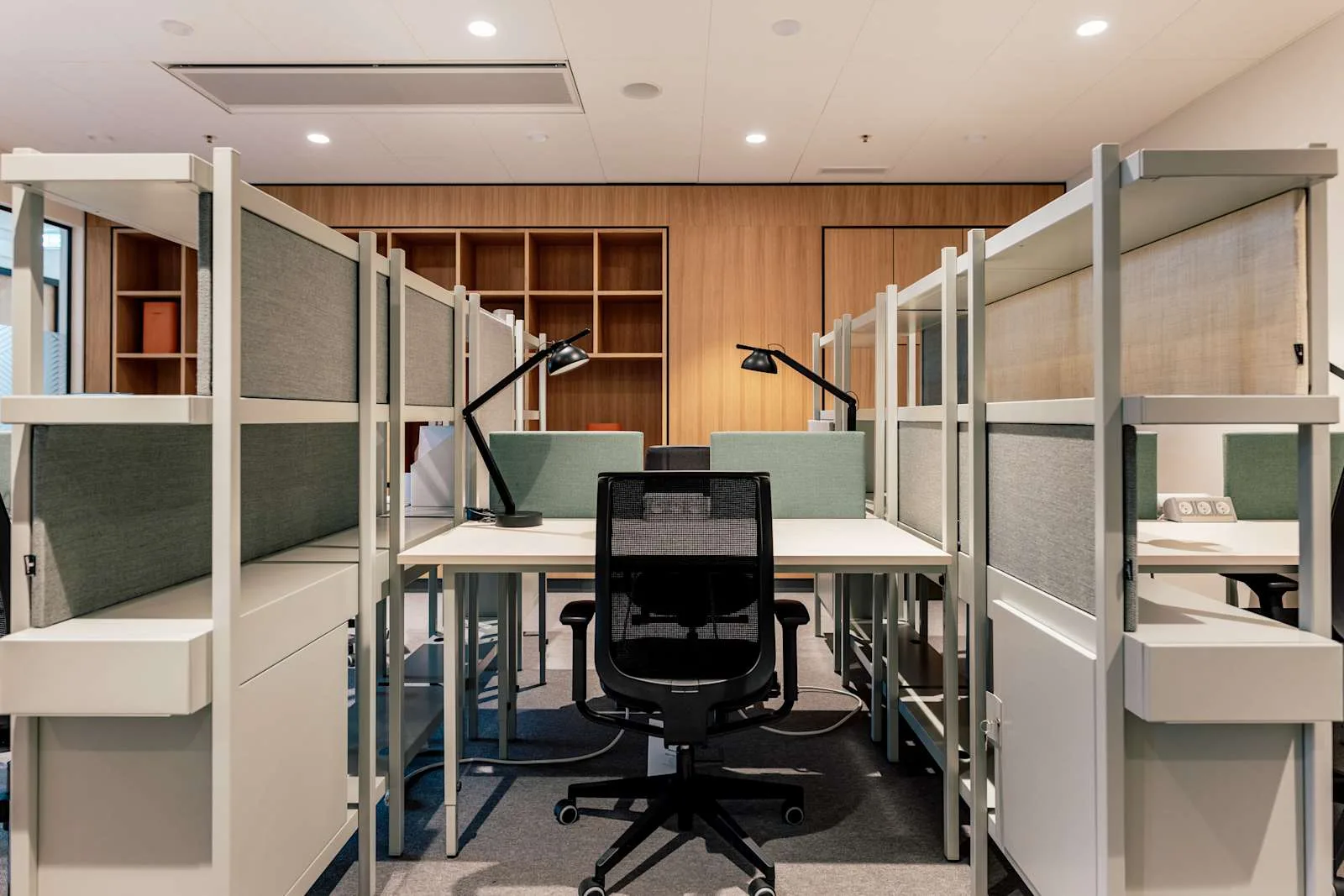 Spaces Riga, Elemental, Open-plan office, Riga