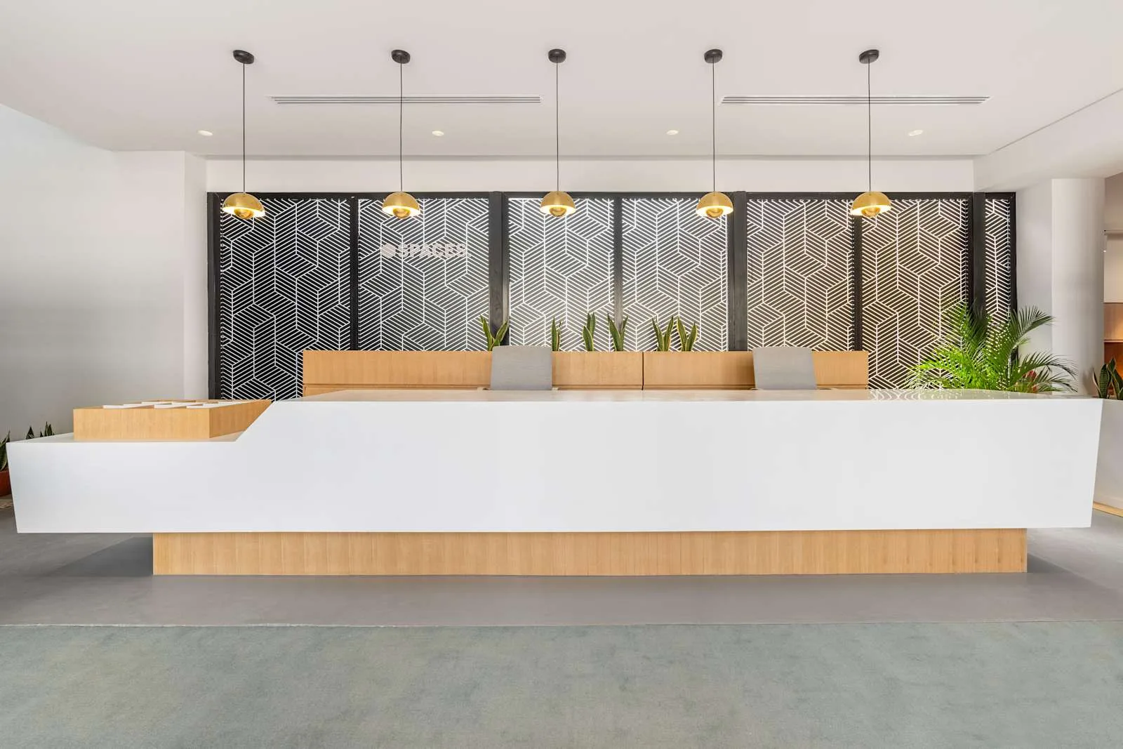 Spaces Riyadh, Spaces The Front، الاستقبال، الرياض
