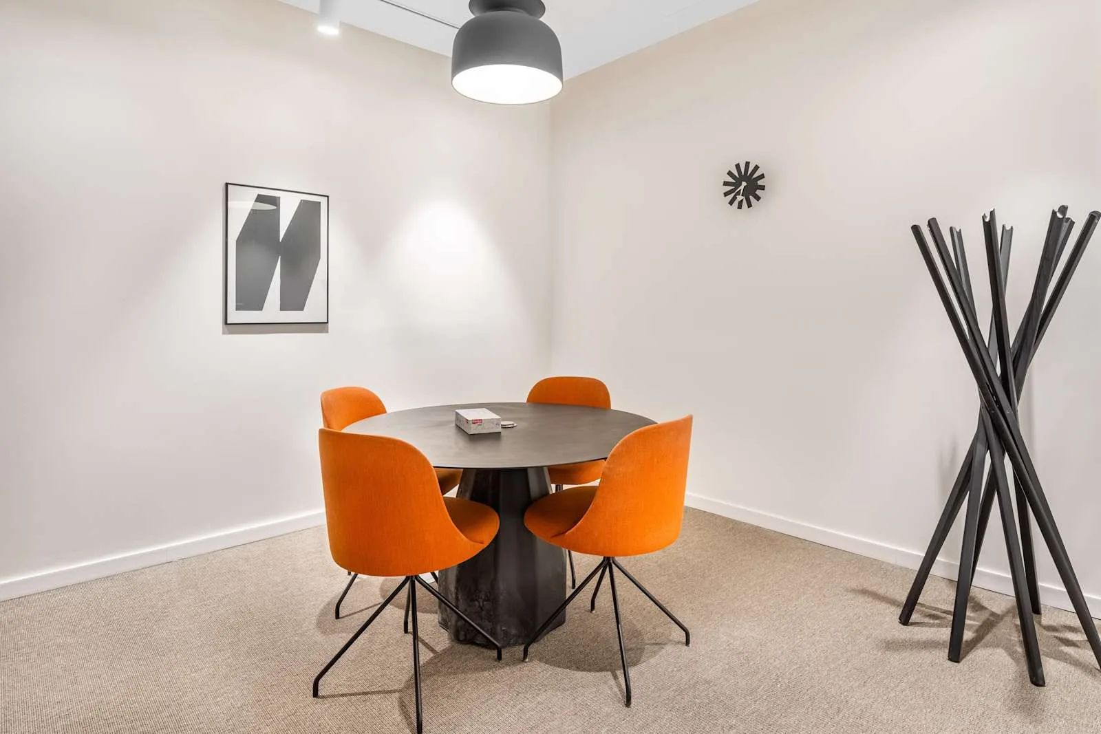 Spaces Riyadh, Spaces The Front، قاعة اجتماعات لـ 4 أشخاص، الرياض