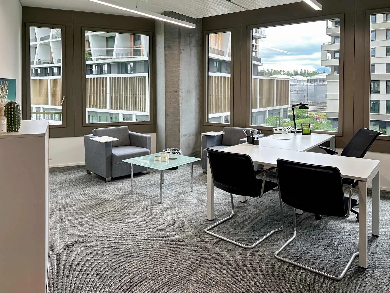 Spaces ROTKREUZ, Spaces Suurstoffi, Privatbüro mit 1 Arbeitsplatz, Rotkreuz
