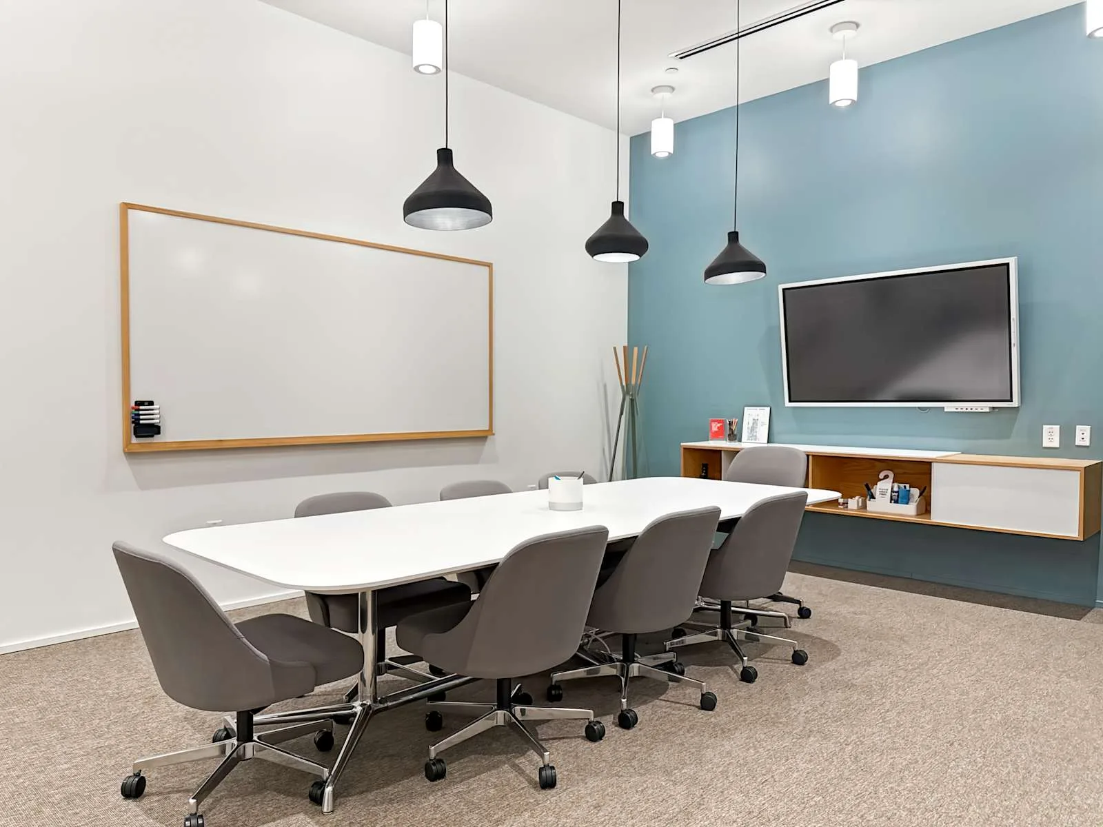 Spaces SC, Greenville - Falls Tower, Meeting room for 8 people, Greenville, SC