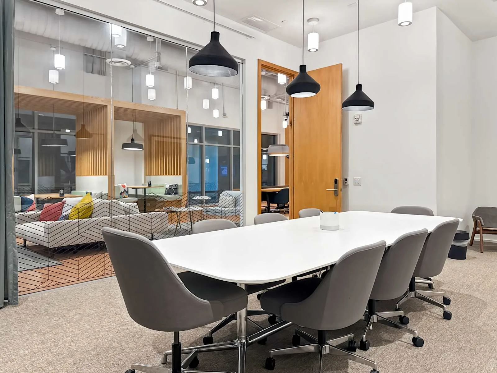 Spaces SC, Greenville - Falls Tower, Meeting room for 8 people, Greenville, SC