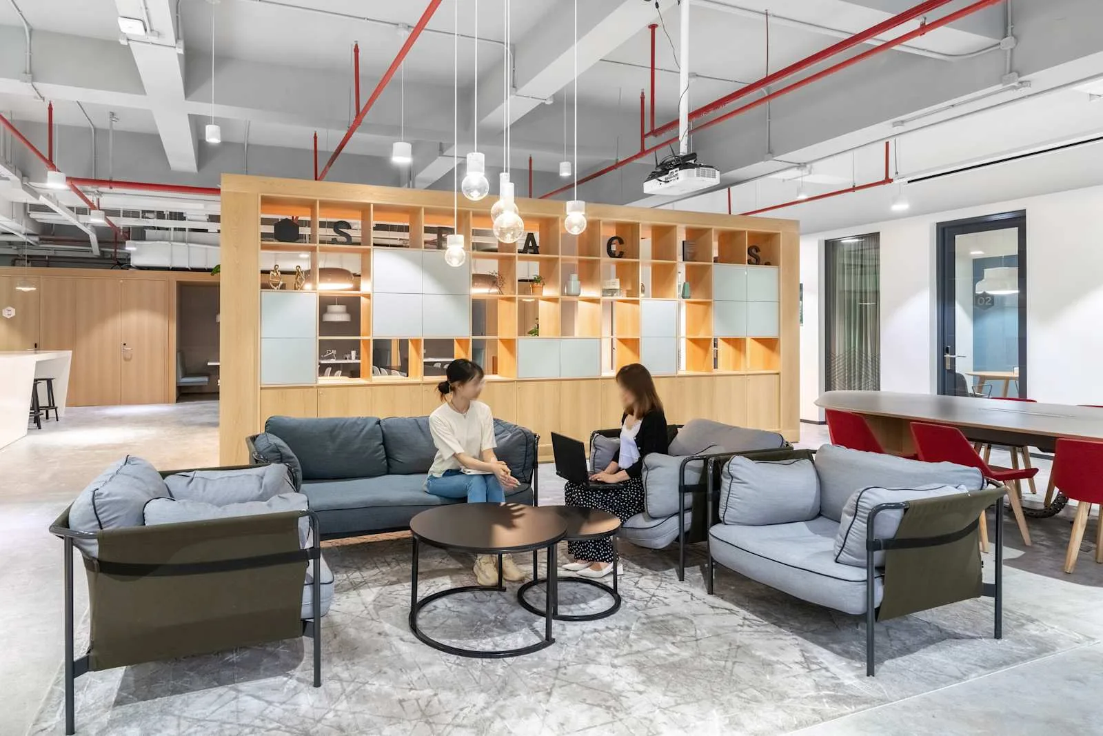Spaces SHANGHAI, Spaces Kaibin Ltd、休息区、上海市