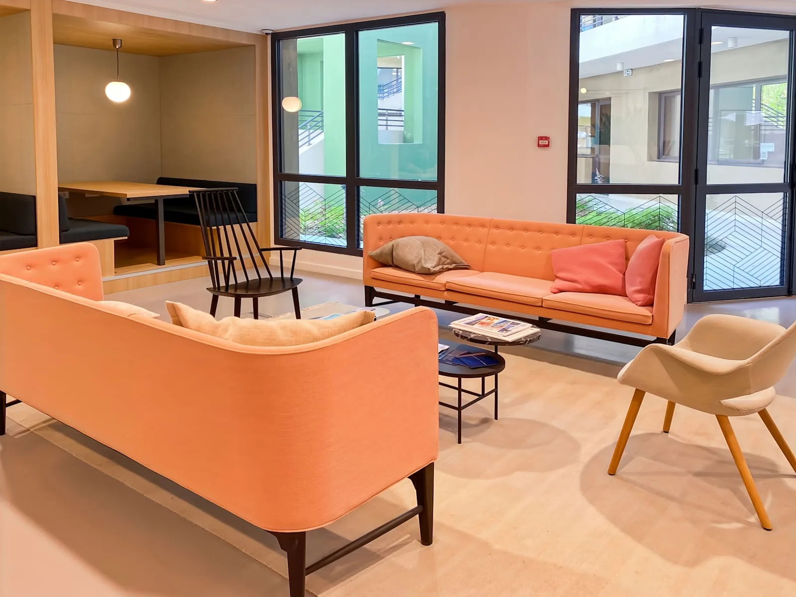 Spaces, Sophia-Antipolis, Lounge, Biot