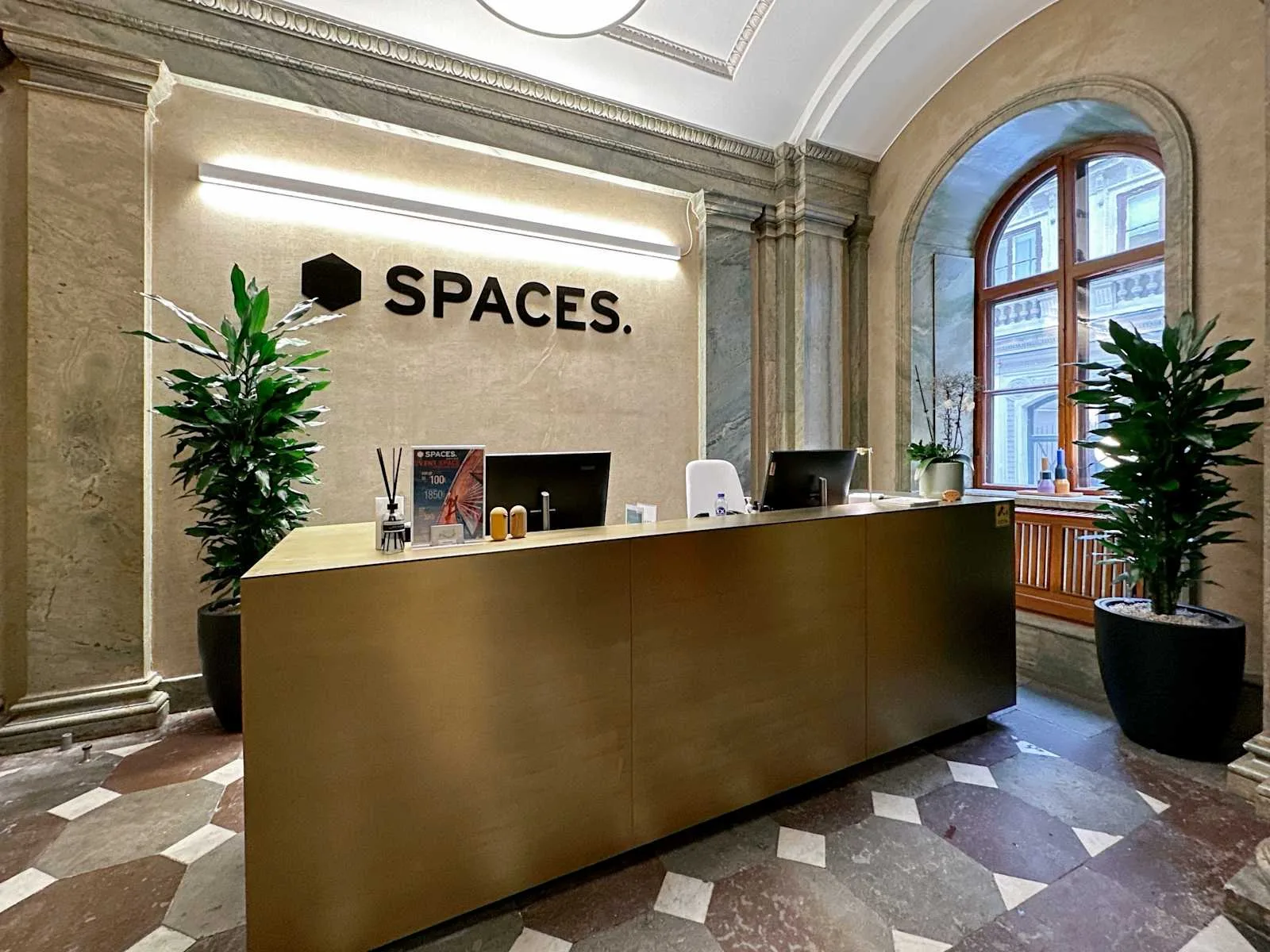 Spaces Stockholm, Lilla Nygatan, Reception, Stockholm