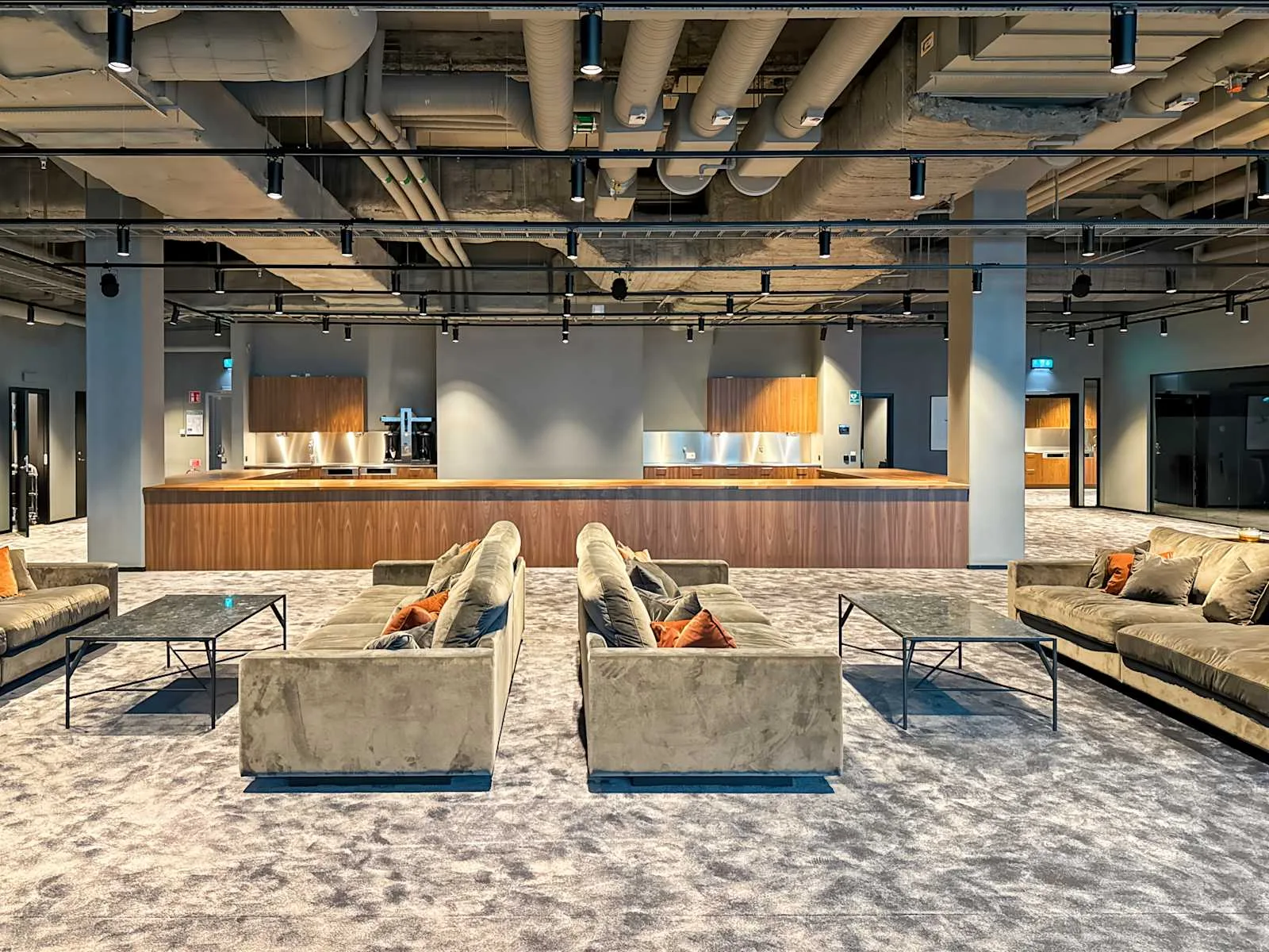 Spaces Stockholm, Sundbyberg Umami Park, Loungeyta, Våning