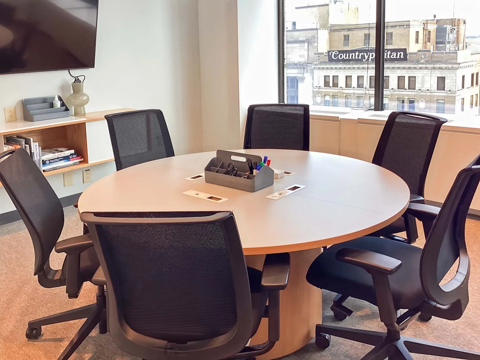 Spaces TN, Nashville - 315 Deaderick, Meeting room for 6 people, Nashville, TN