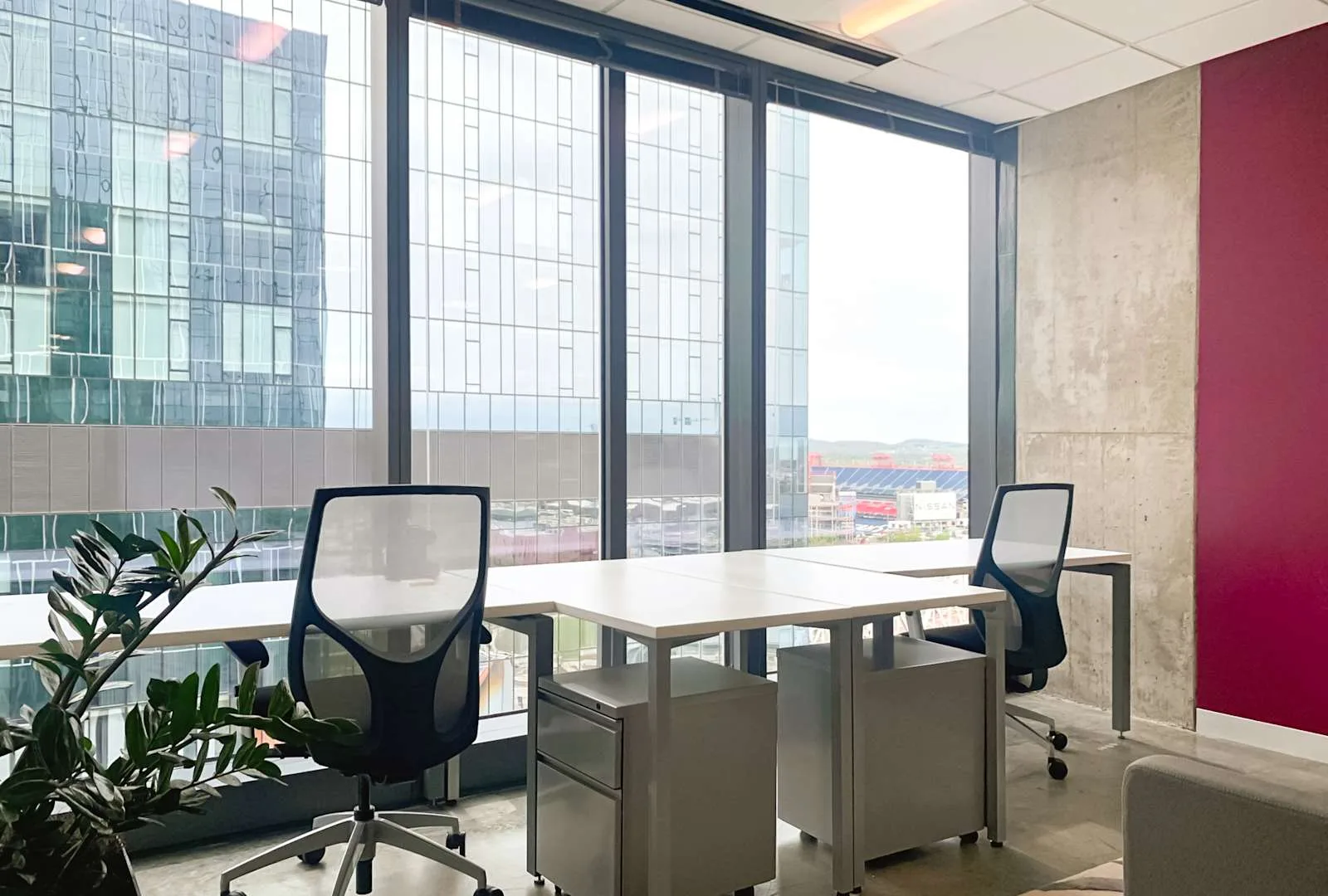 Spaces TN, Nashville - Spaces Riverfront Park, Private office, 4 desks, Nashville, TN