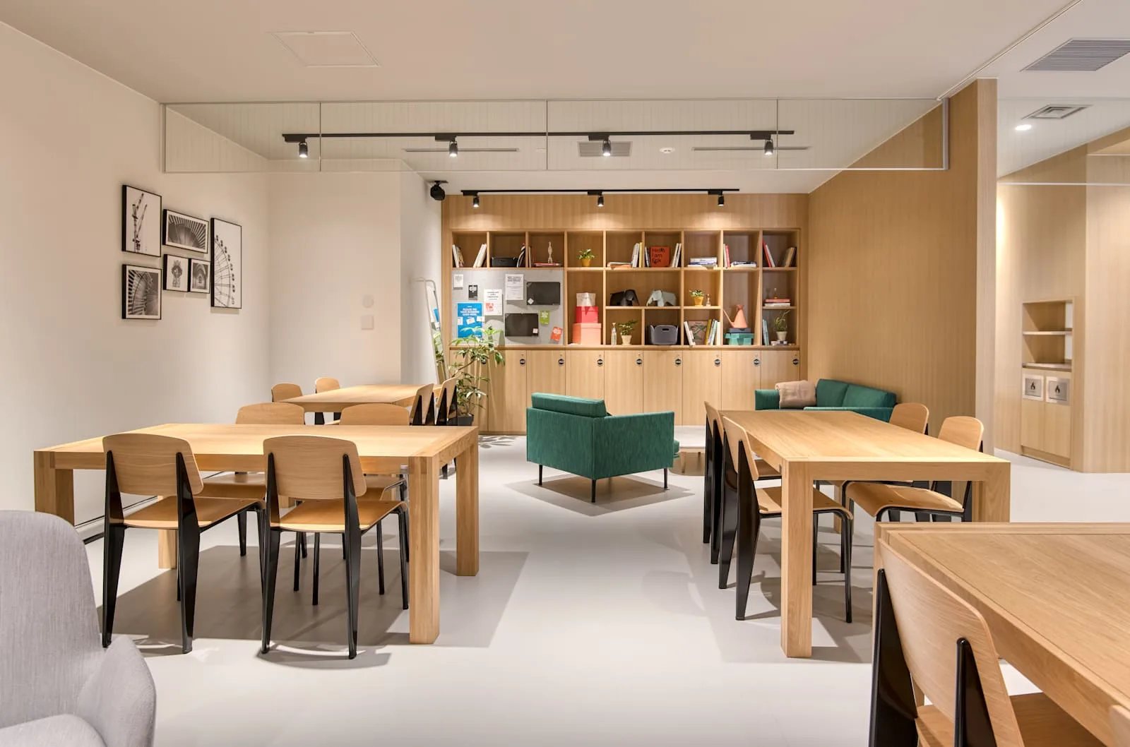 Spaces TOKYO, Spaces Akasaka、コワーキングスペース、東京